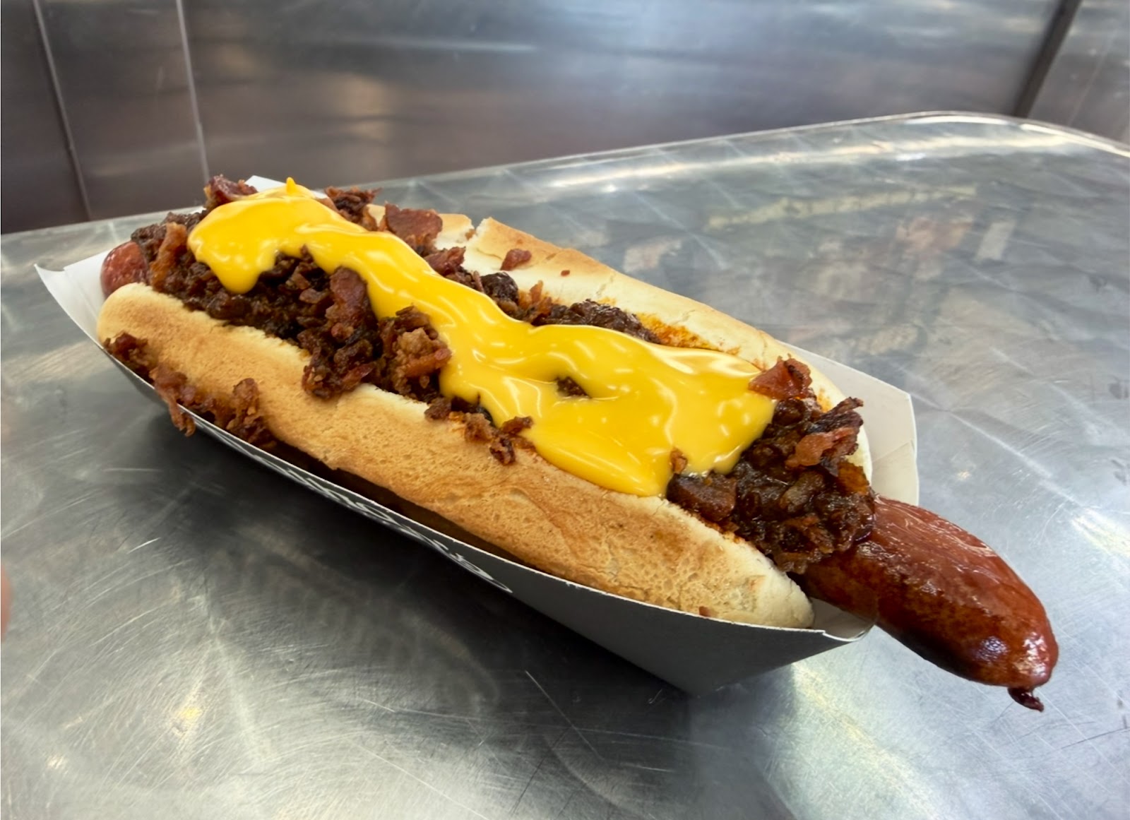 Nathan's Famous — Oficiais