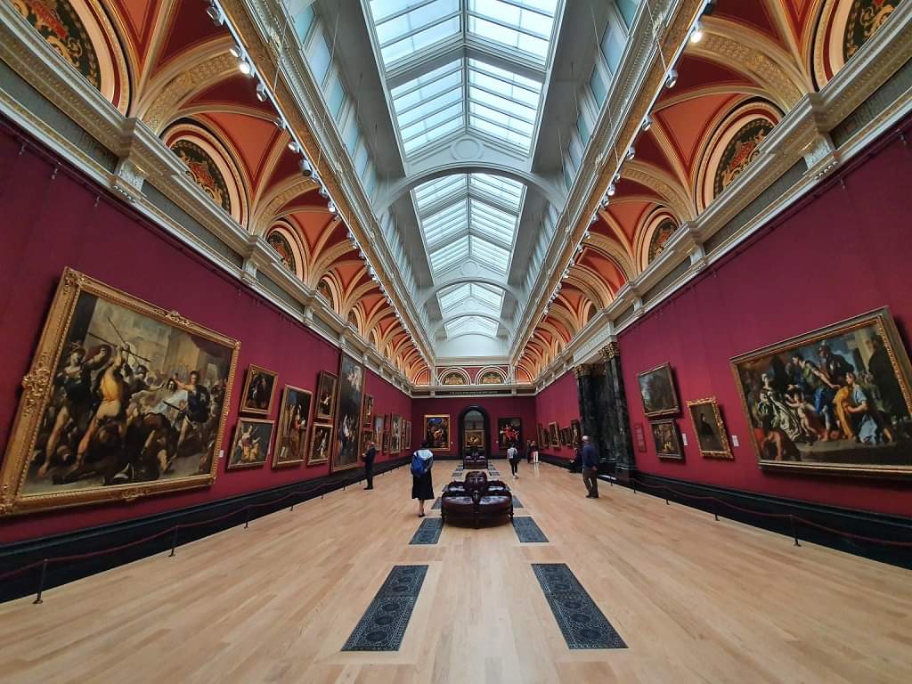 National Gallery — Oficiais