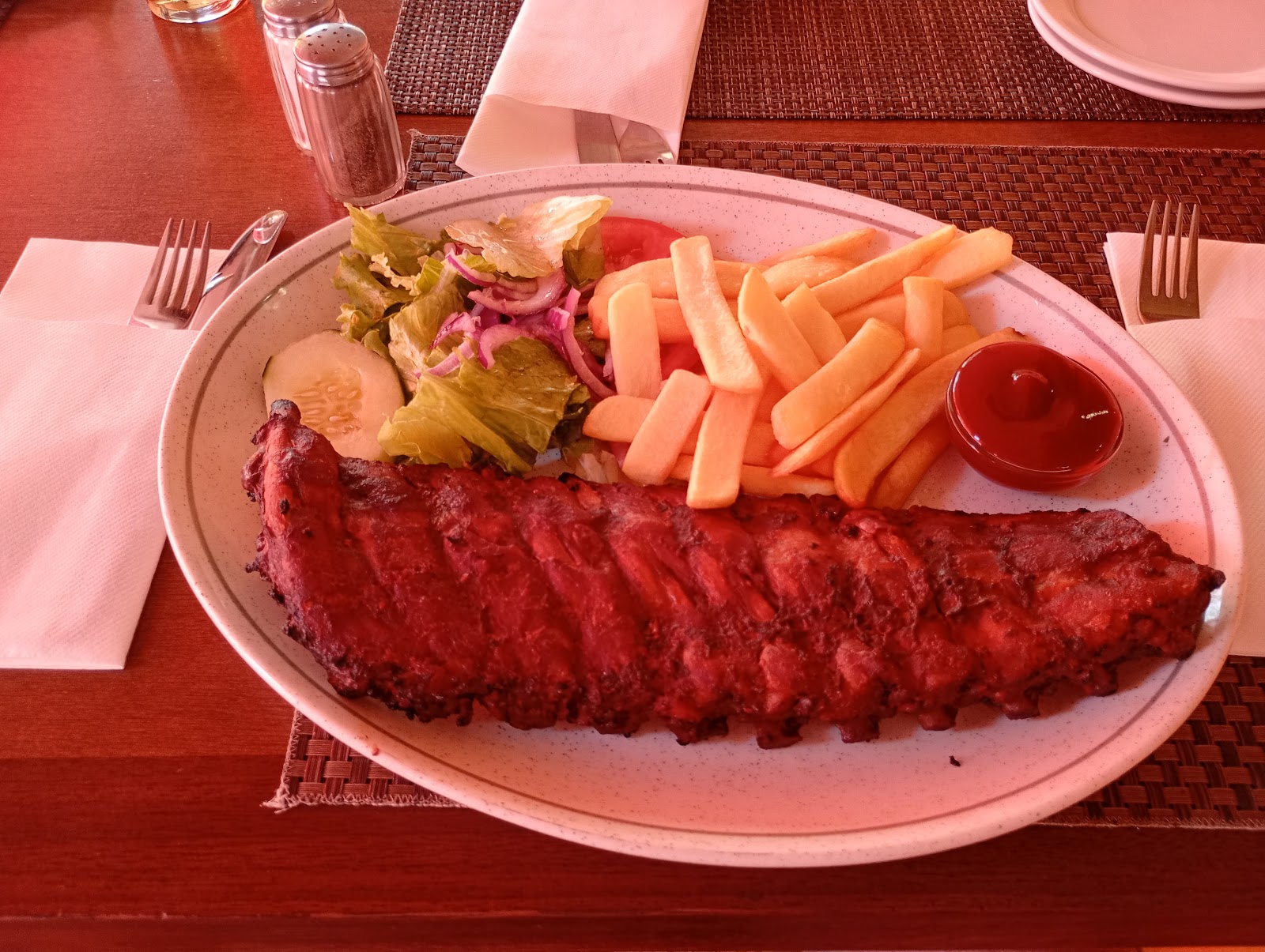 Oásis Restaurant — Oficiais