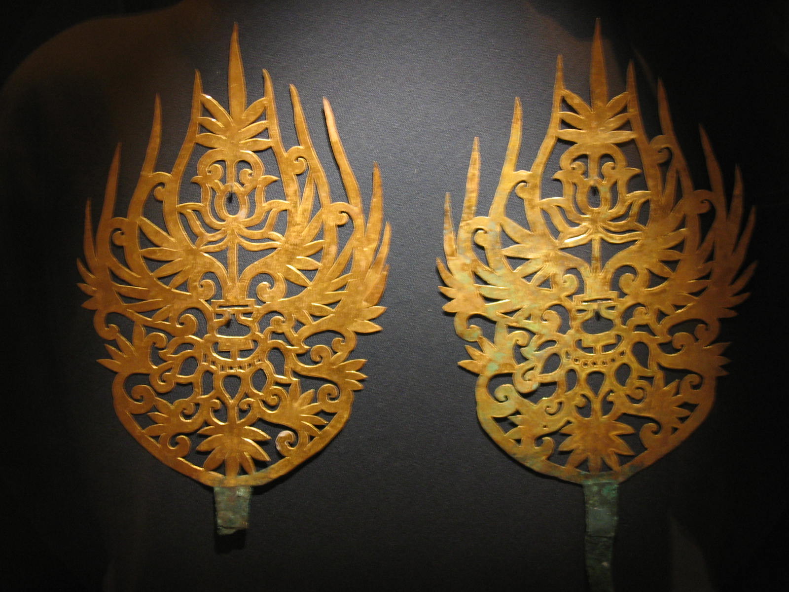 Gold Diadem Ornaments of the Queen Consort of King Muryeong