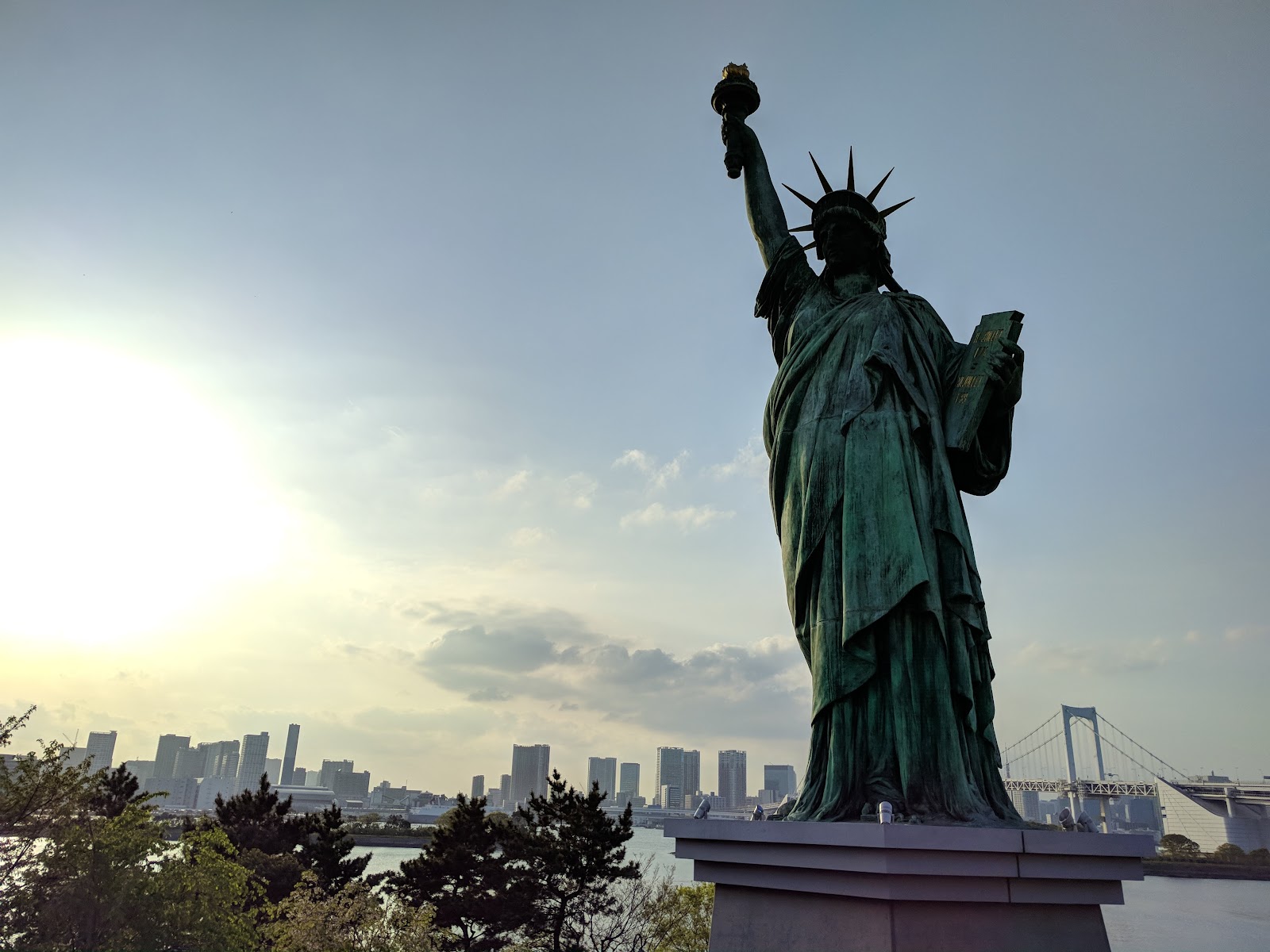 Odaiba — Oficiais