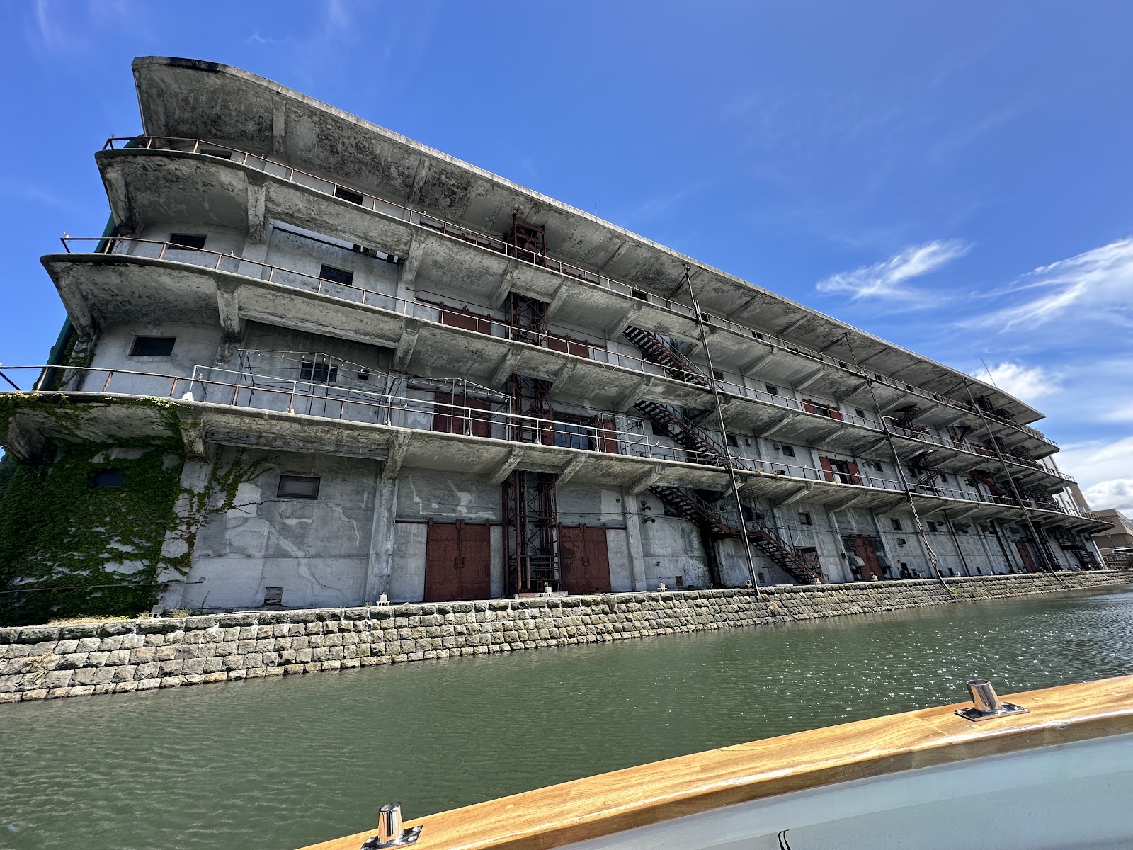 Otaru Canal — Oficiais