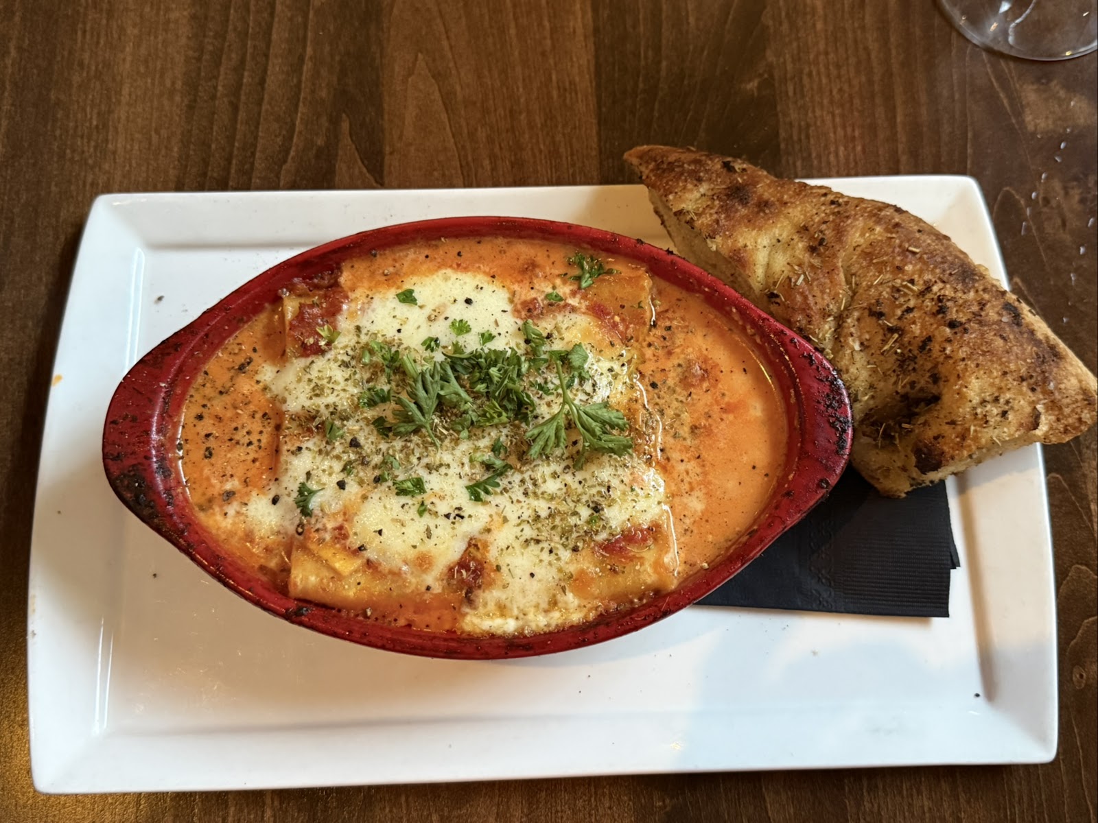 Pacific Pizzeria — Oficiais