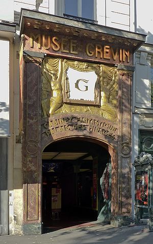Palais des Mirages — Oficiais