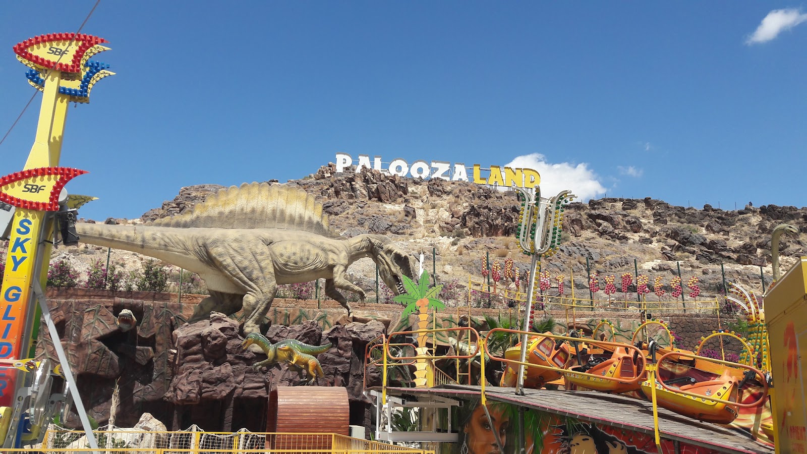 Palooza park — Oficiais
