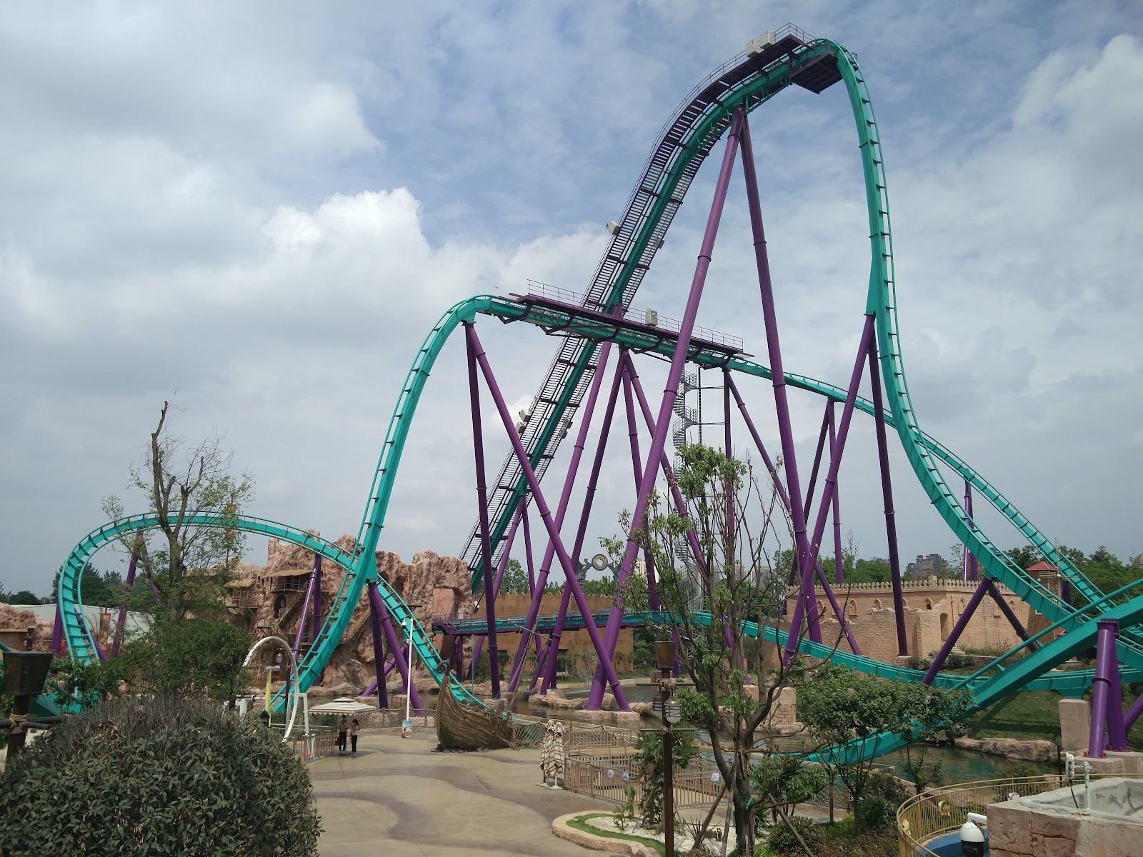 Panda Roller Coaster — Oficiais