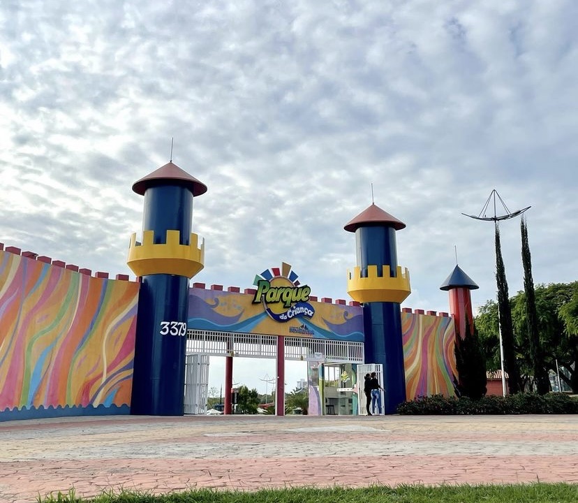 Parque da Criança — Oficiais