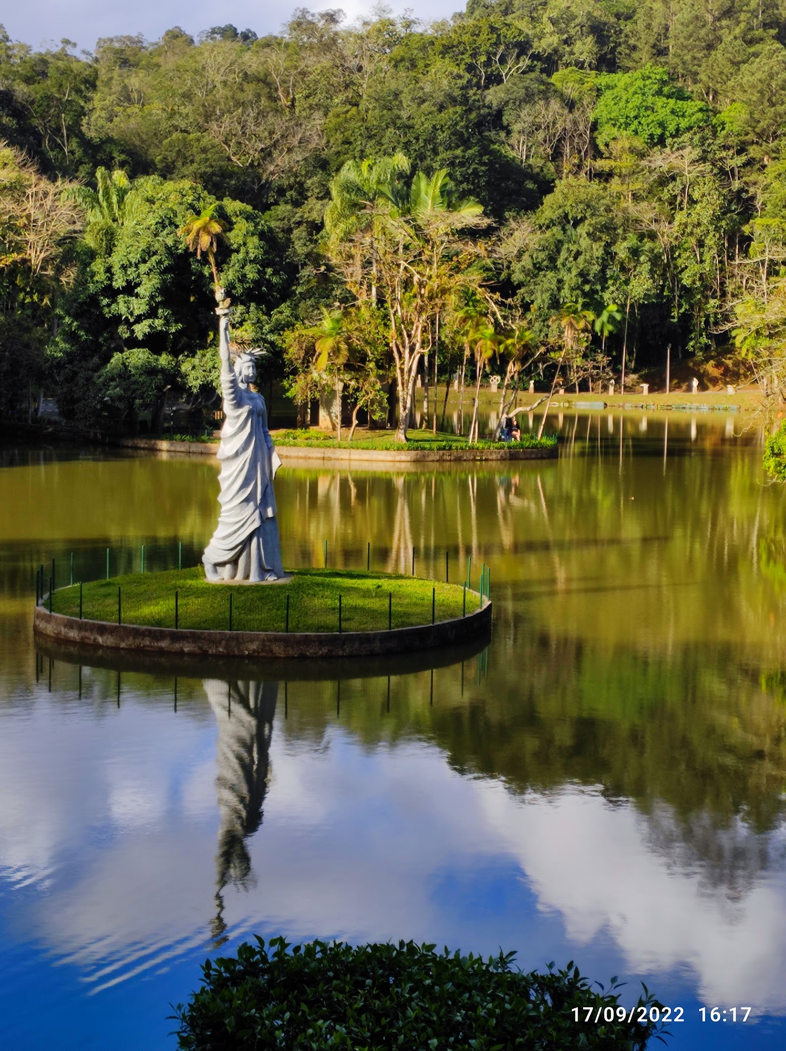 Parque Malwee — Oficiais