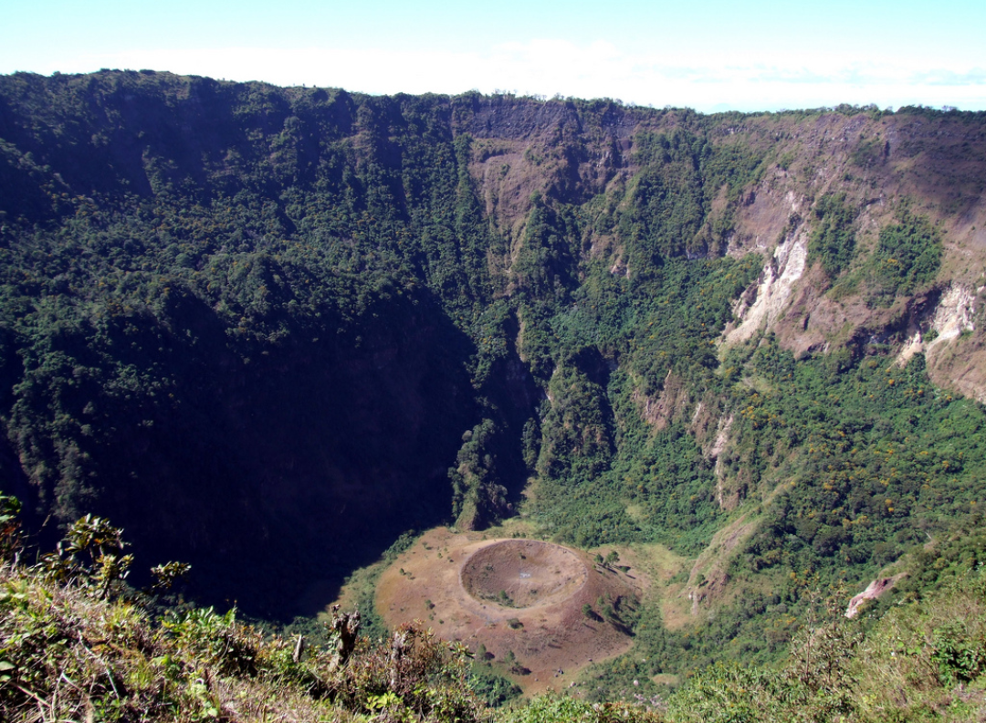 Parque Nacional El Boquerón — Oficiais