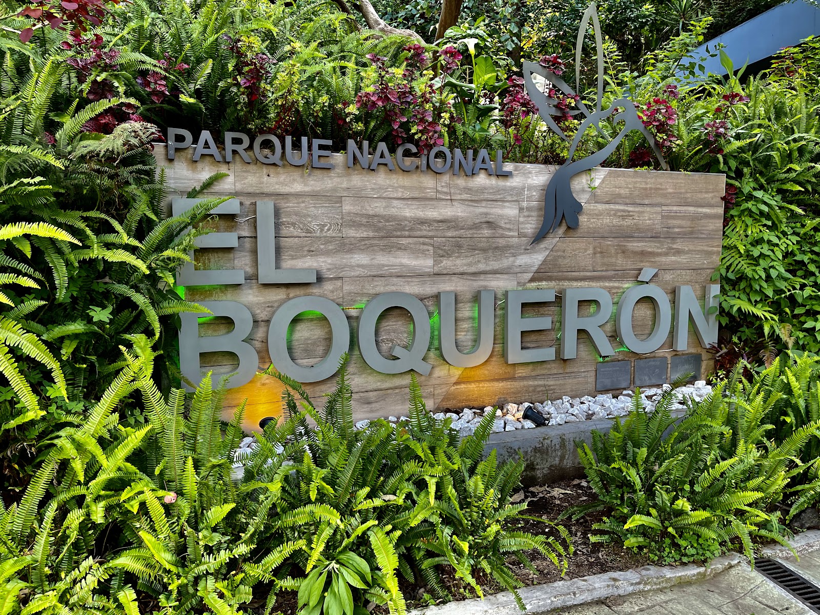 Parque Nacional El Boquerón — Oficiais