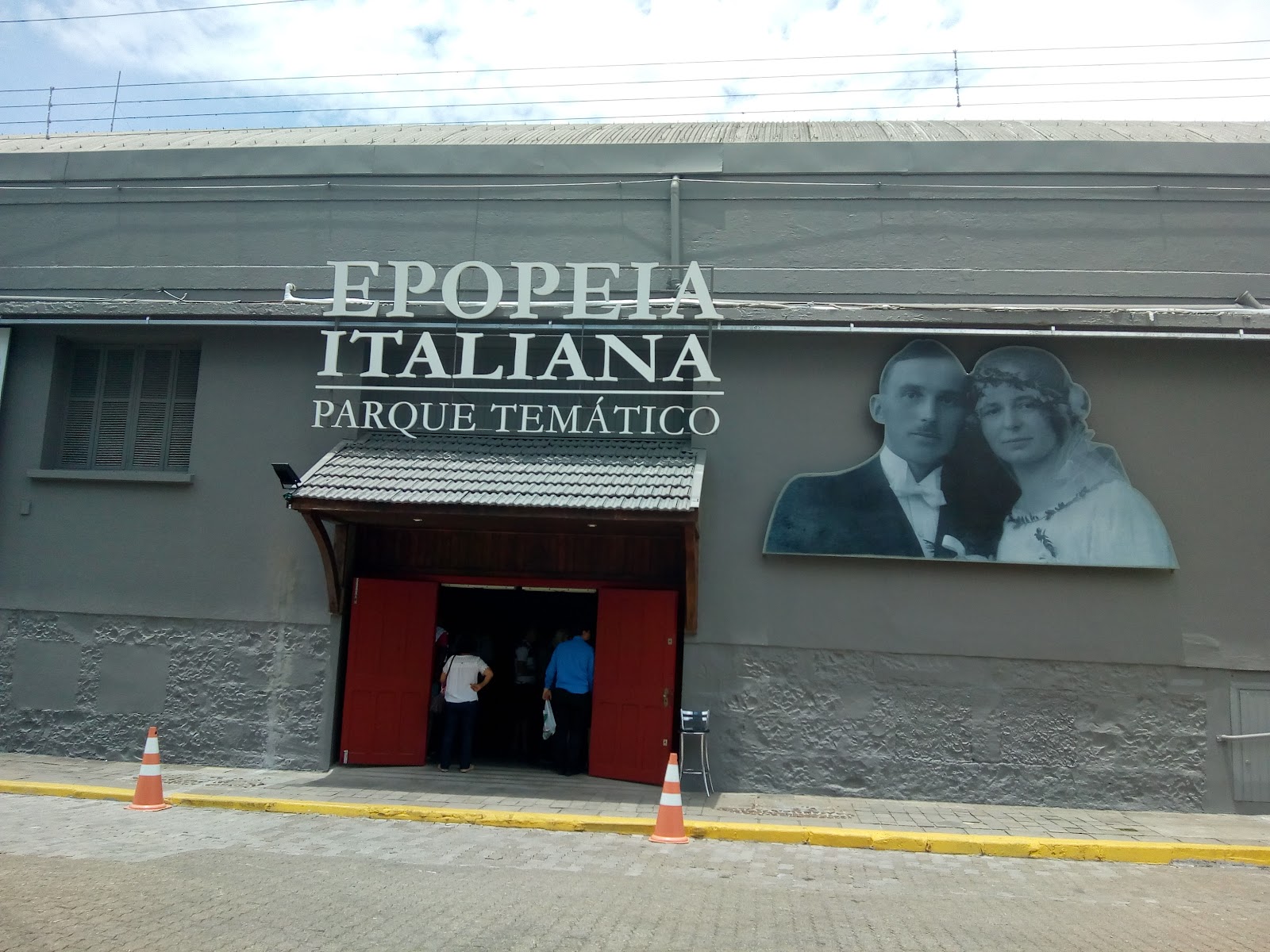 Parque Temático Epopeia Italiana — Oficiais