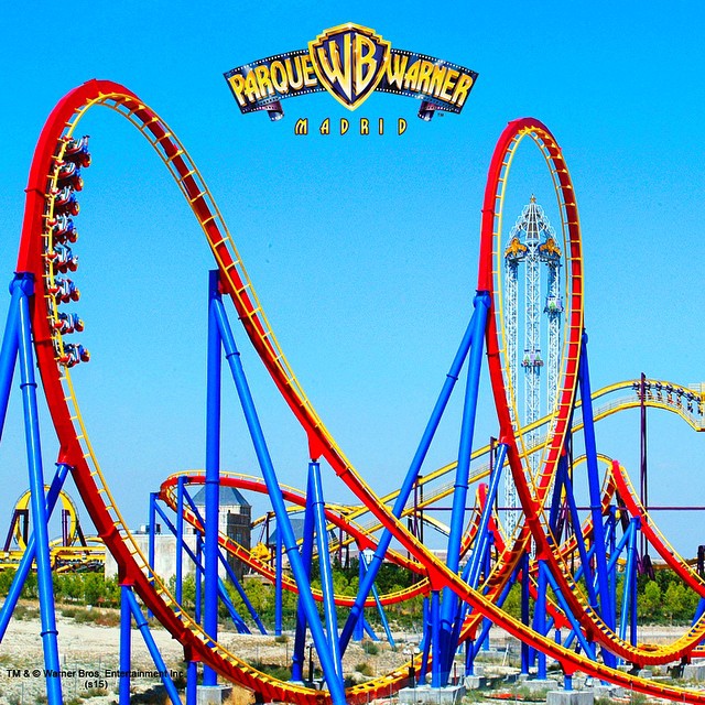 Parque Warner — Oficiais