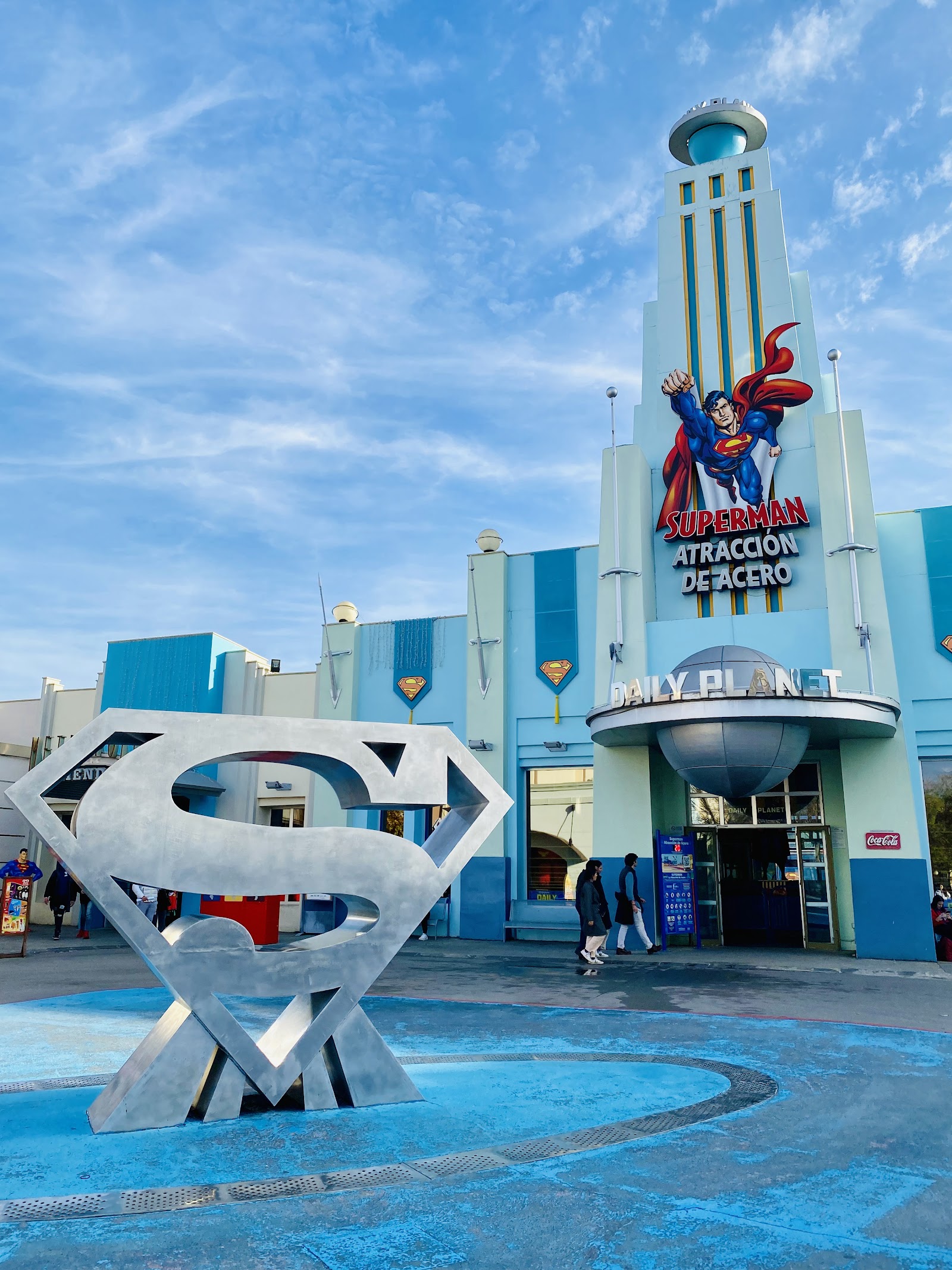 Parque Warner — Oficiais