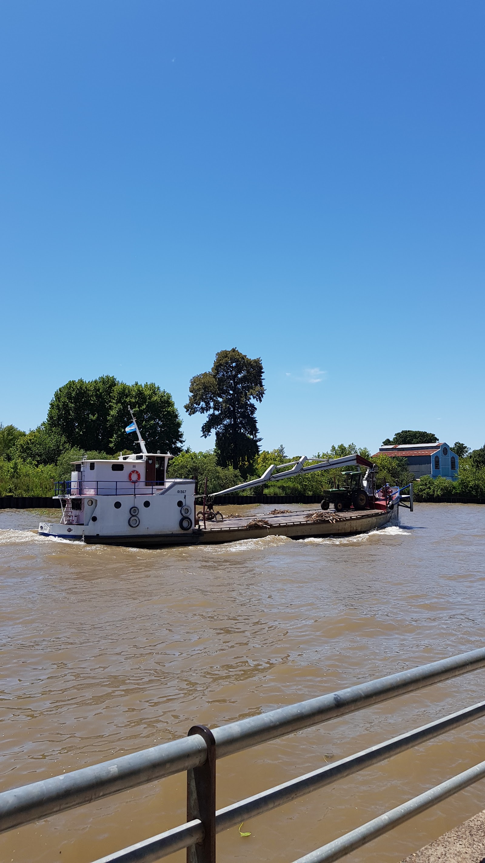 Paseo Victorica — Oficiais
