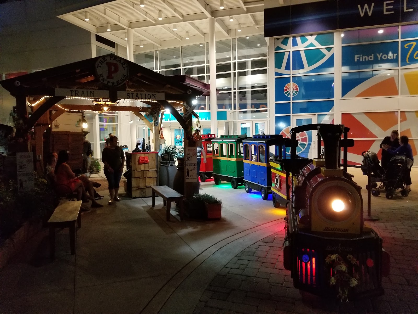 Pearl Express Train — Oficiais