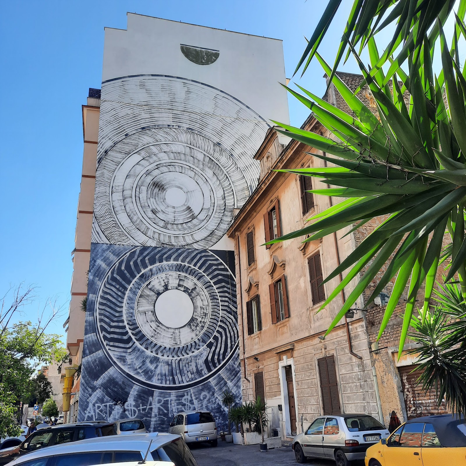 Pigneto — Oficiais