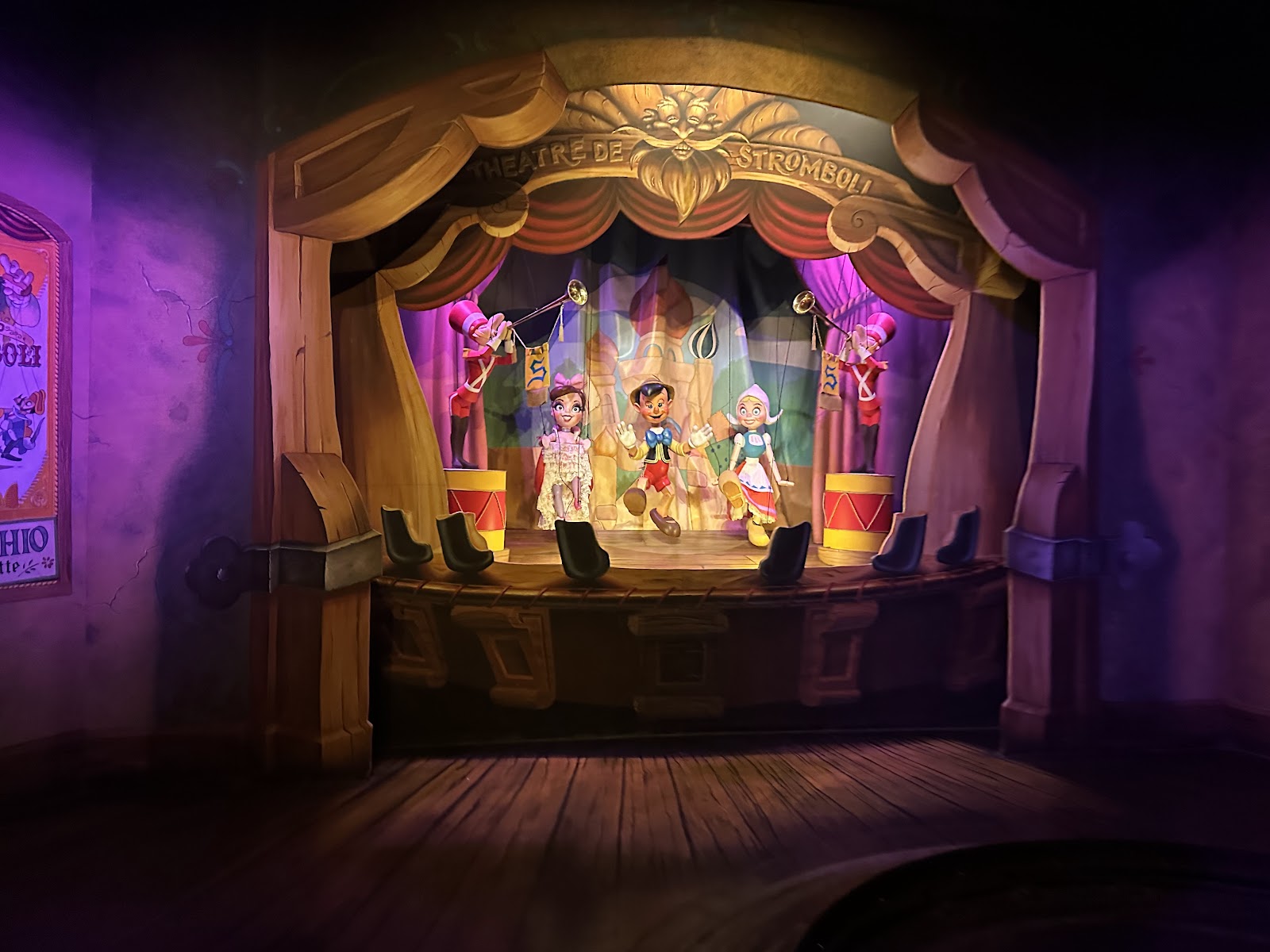 Pinocchio's Daring Journey — Oficiais