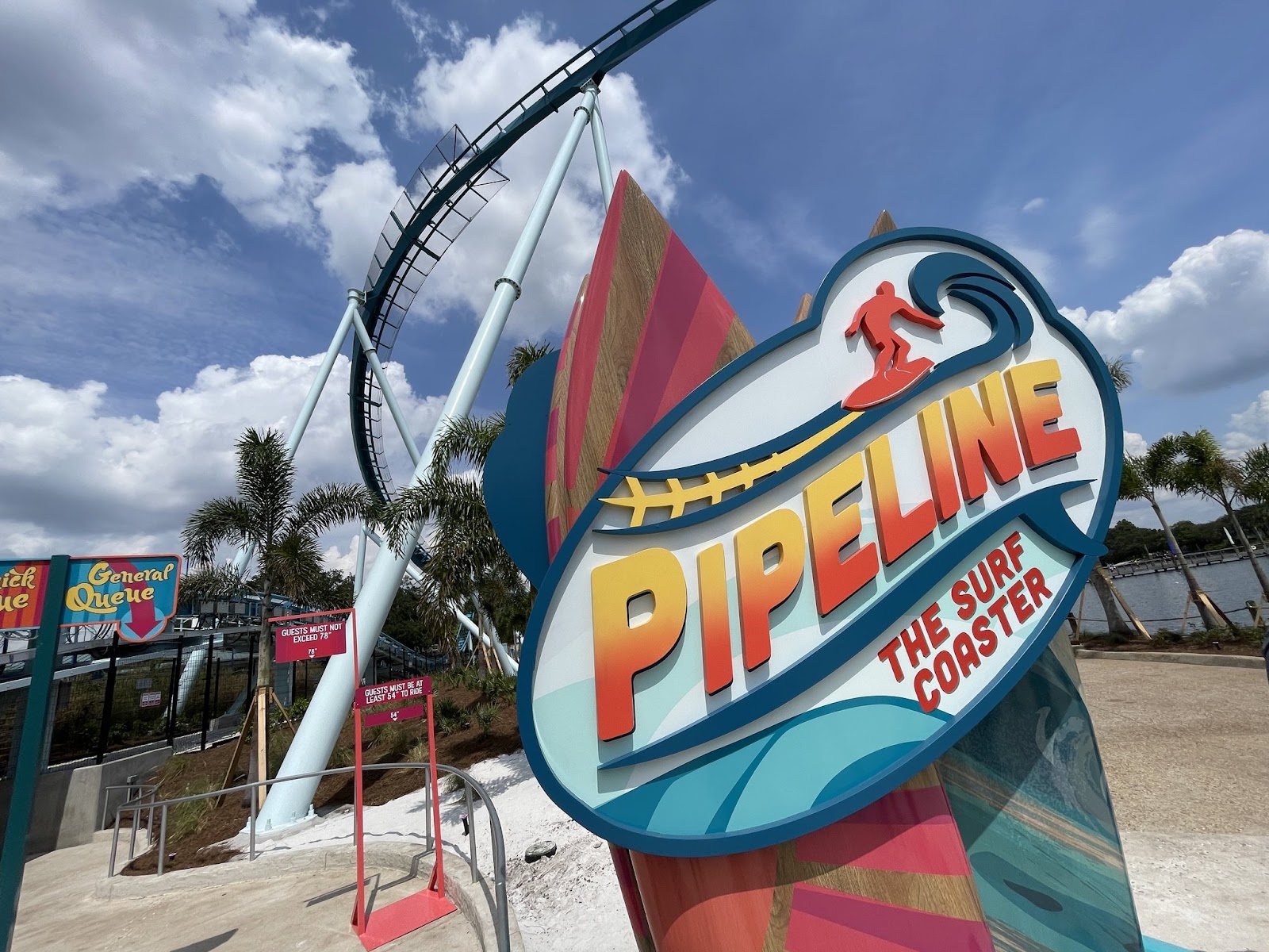Pipeline: The Surf Coaster — Oficiais