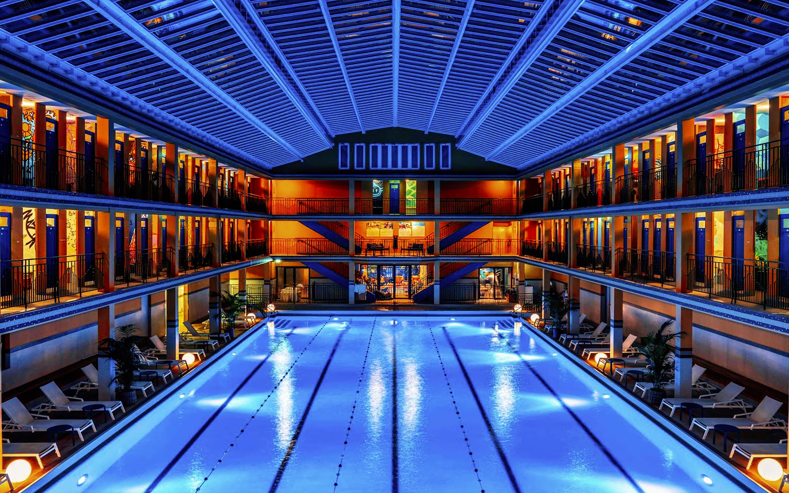 Piscine Molitor — Oficiais