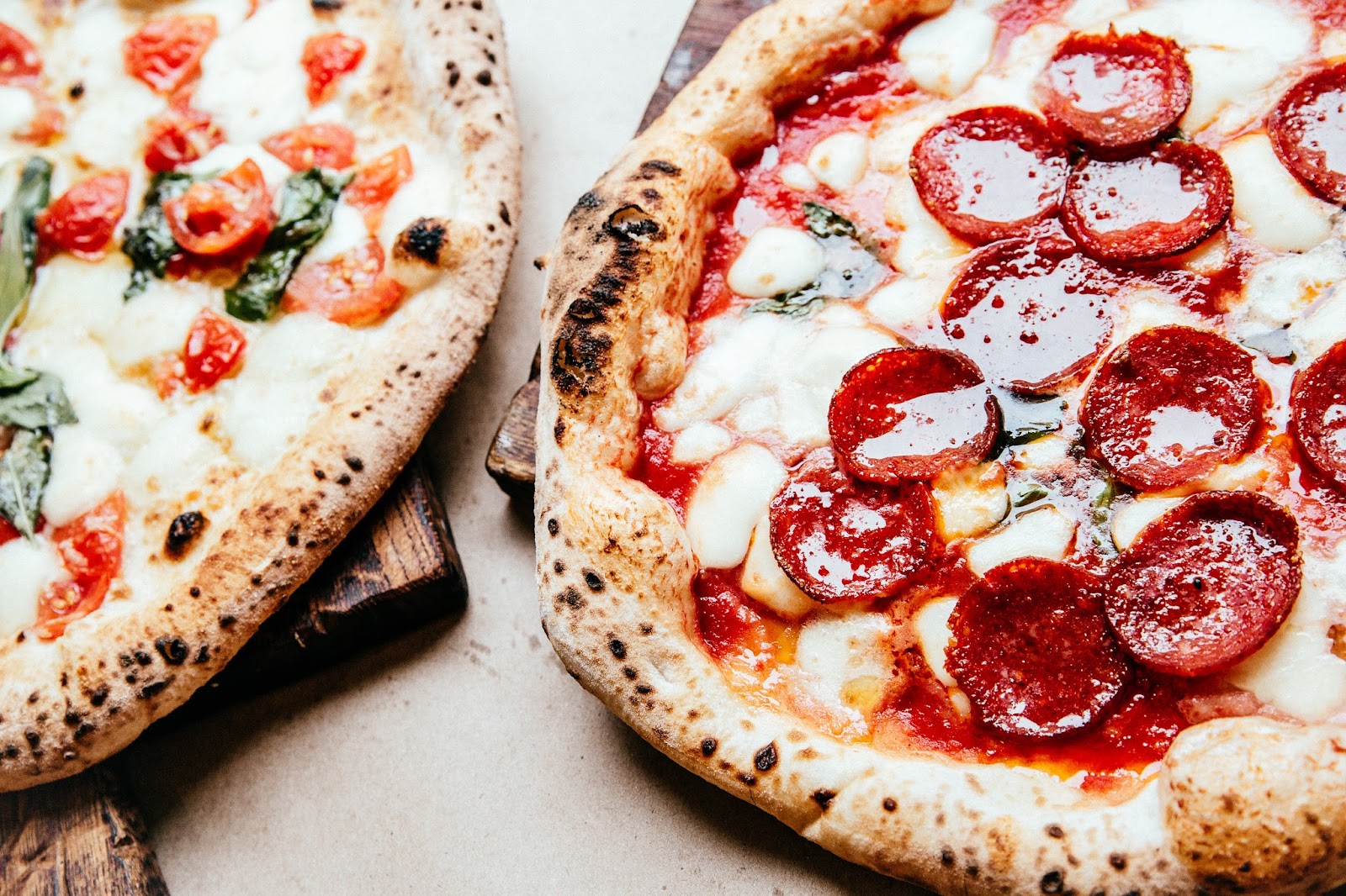 Pizzafut — Oficiais