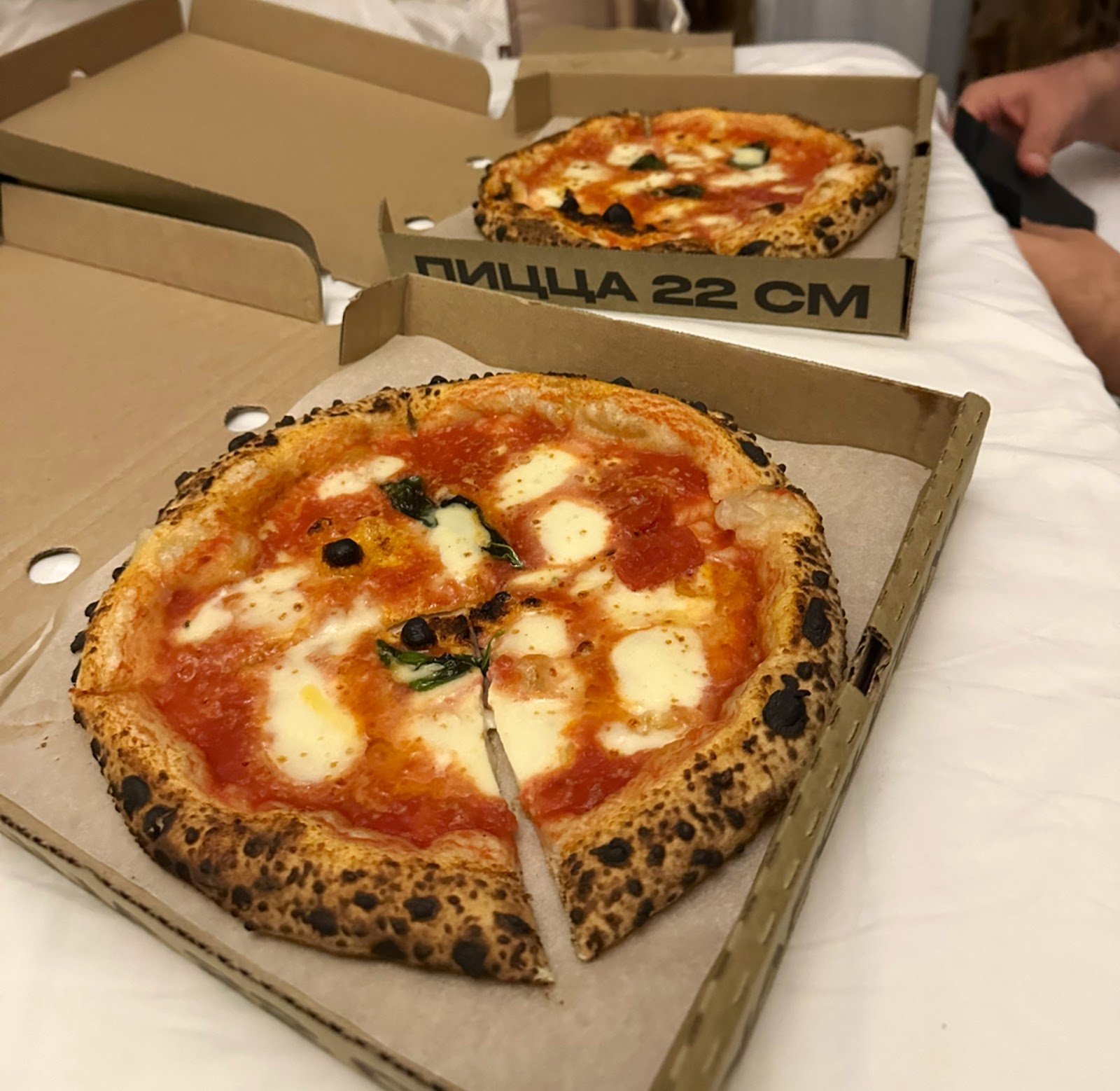 Pizzafut — Oficiais