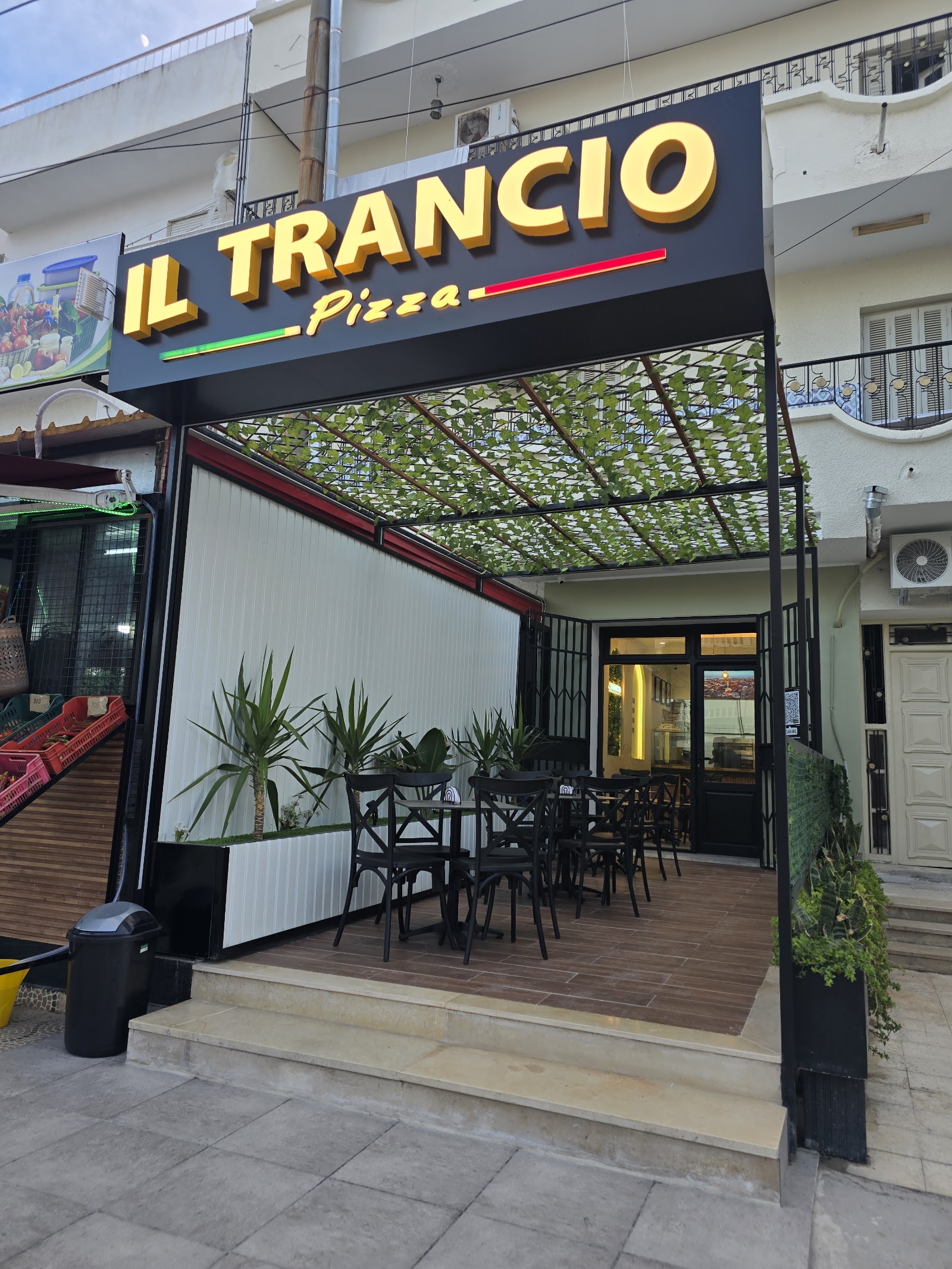 Pizzeria