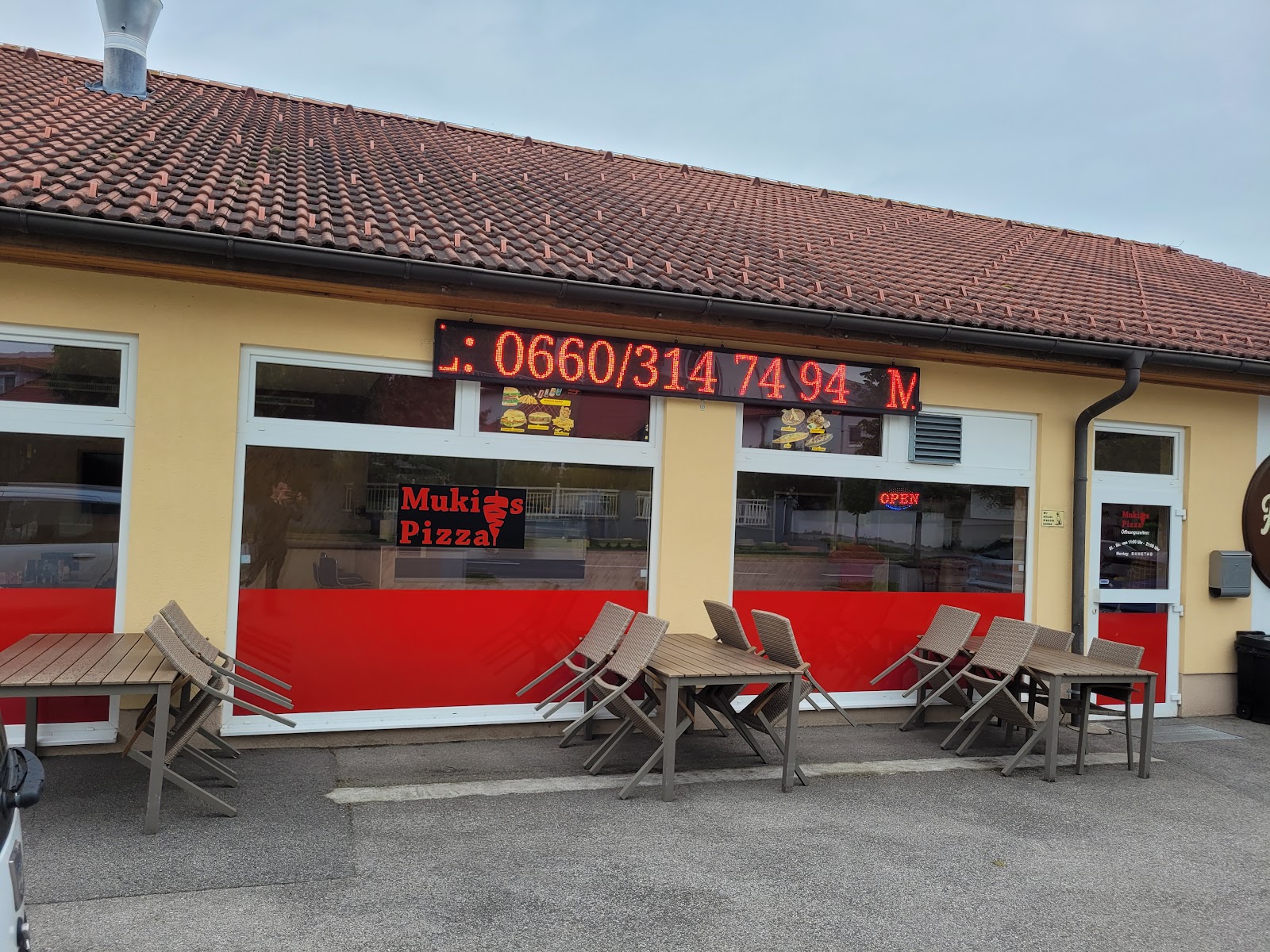 Pizzeria