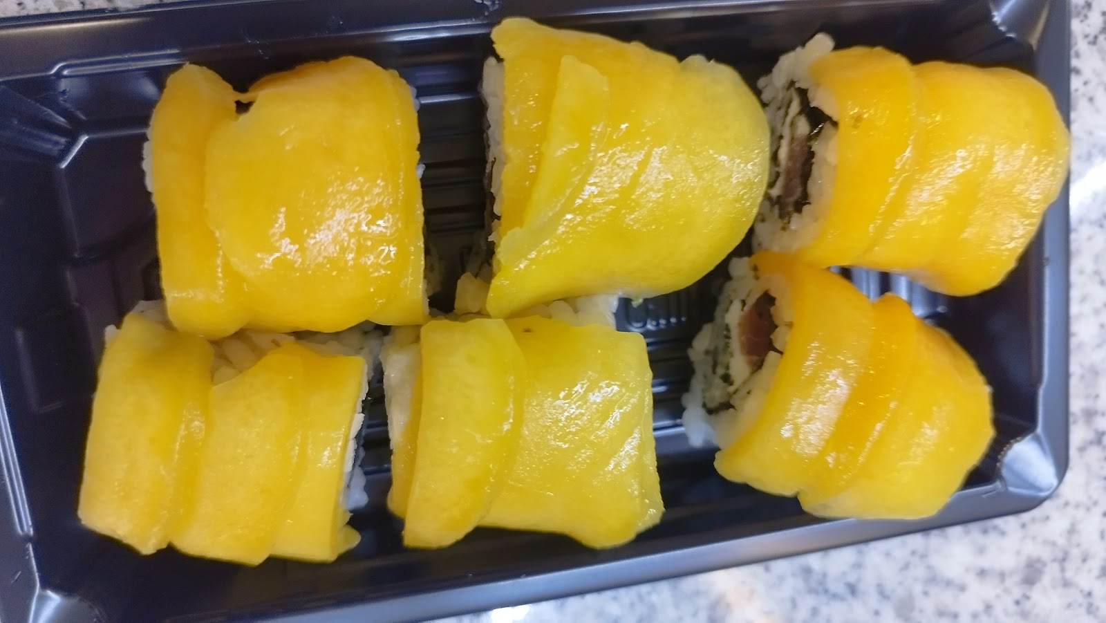 Pizzeria della Casa — Oficiais