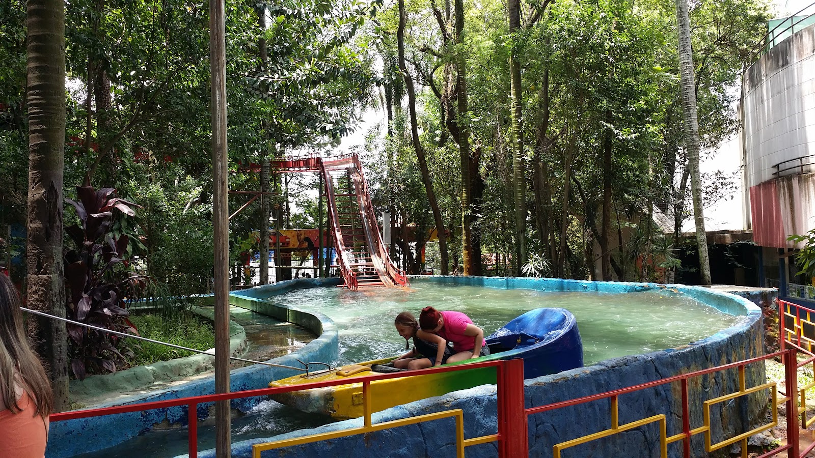 Playground — Oficiais
