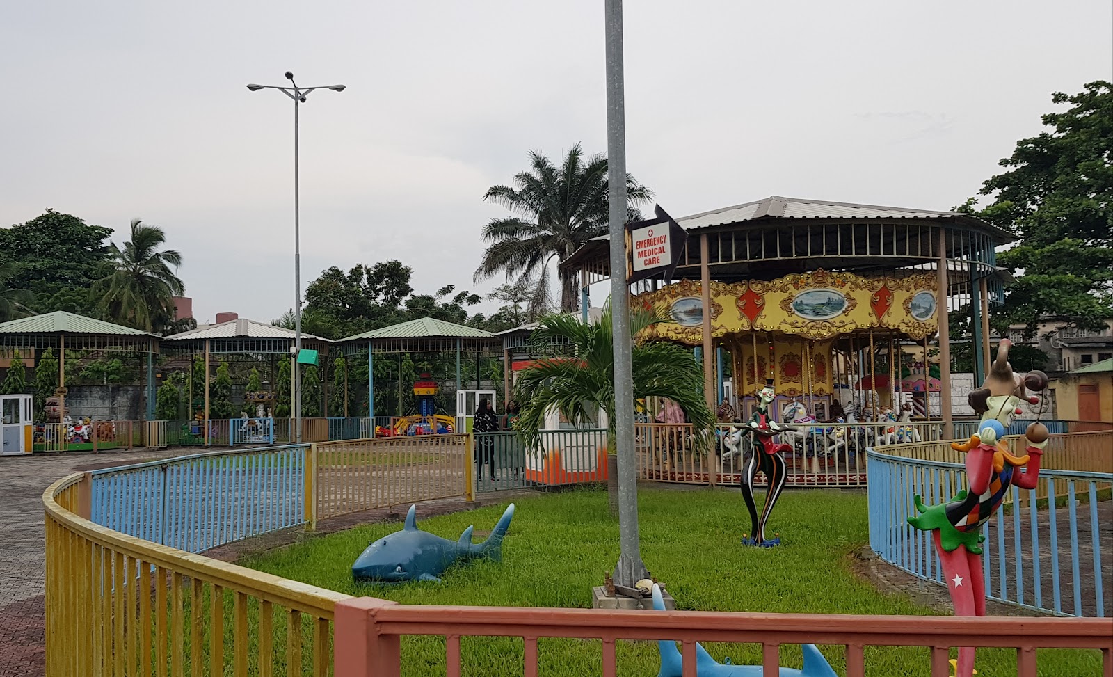 Playground Area — Oficiais