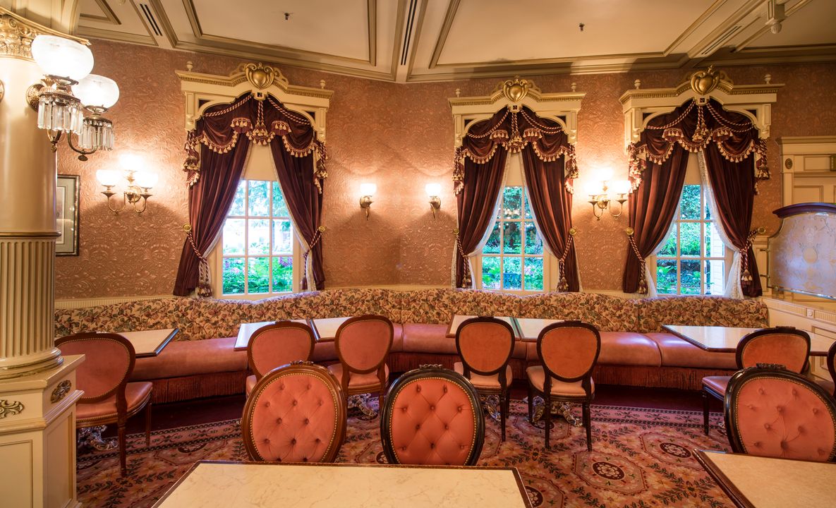 Plaza Gardens Restaurant