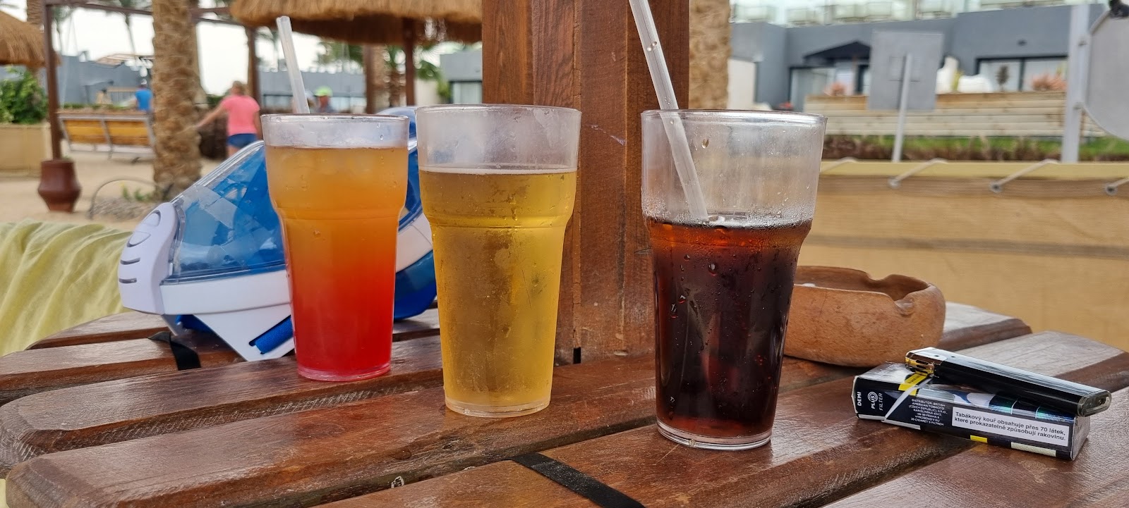 Pool Bar