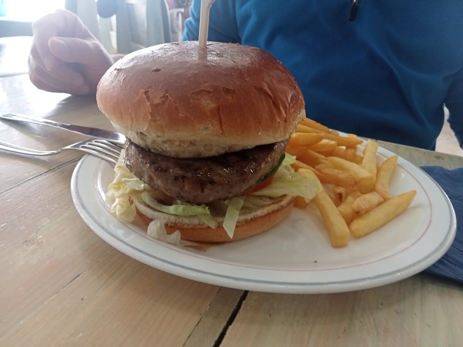 Popeye's Brasserie — Oficiais
