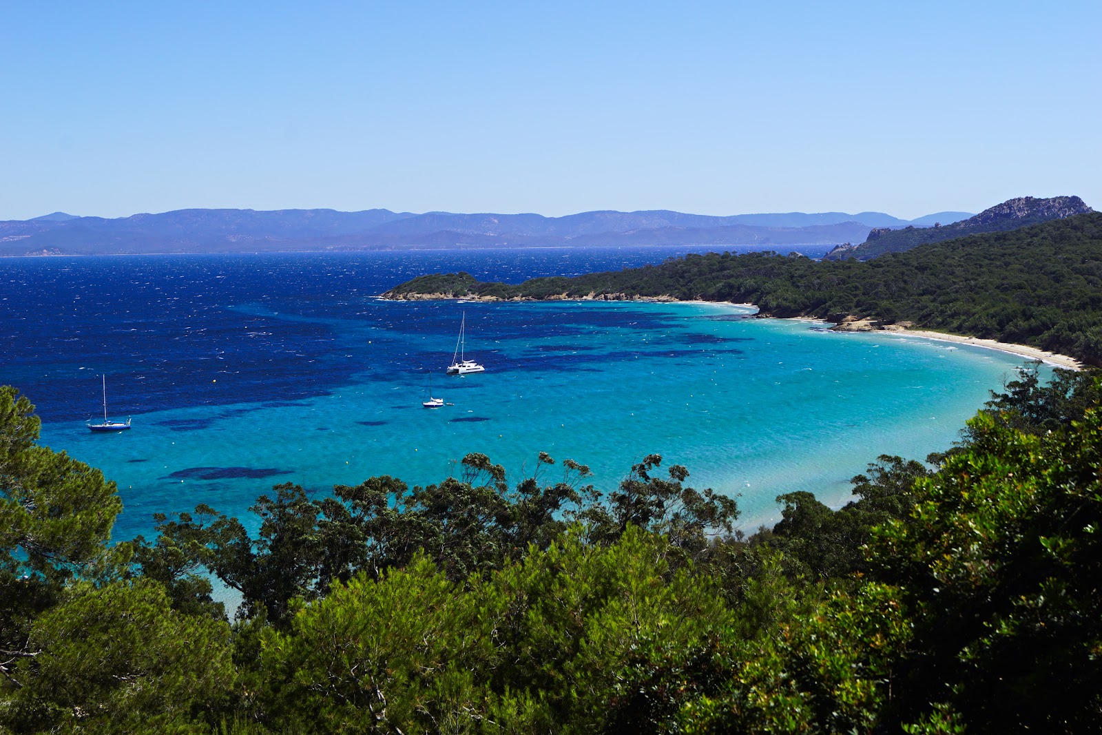 Porquerolles — Oficiais