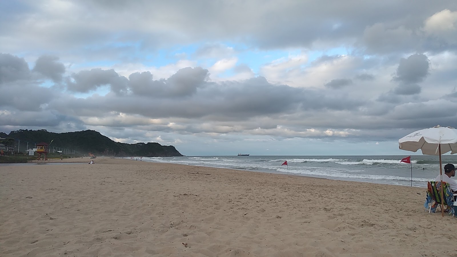 Praia Brava — Oficiais