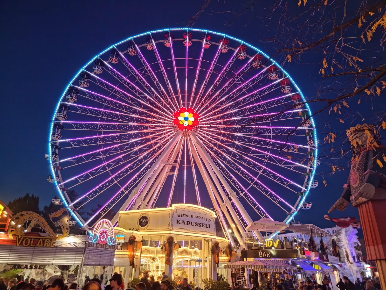 Prater — Oficiais