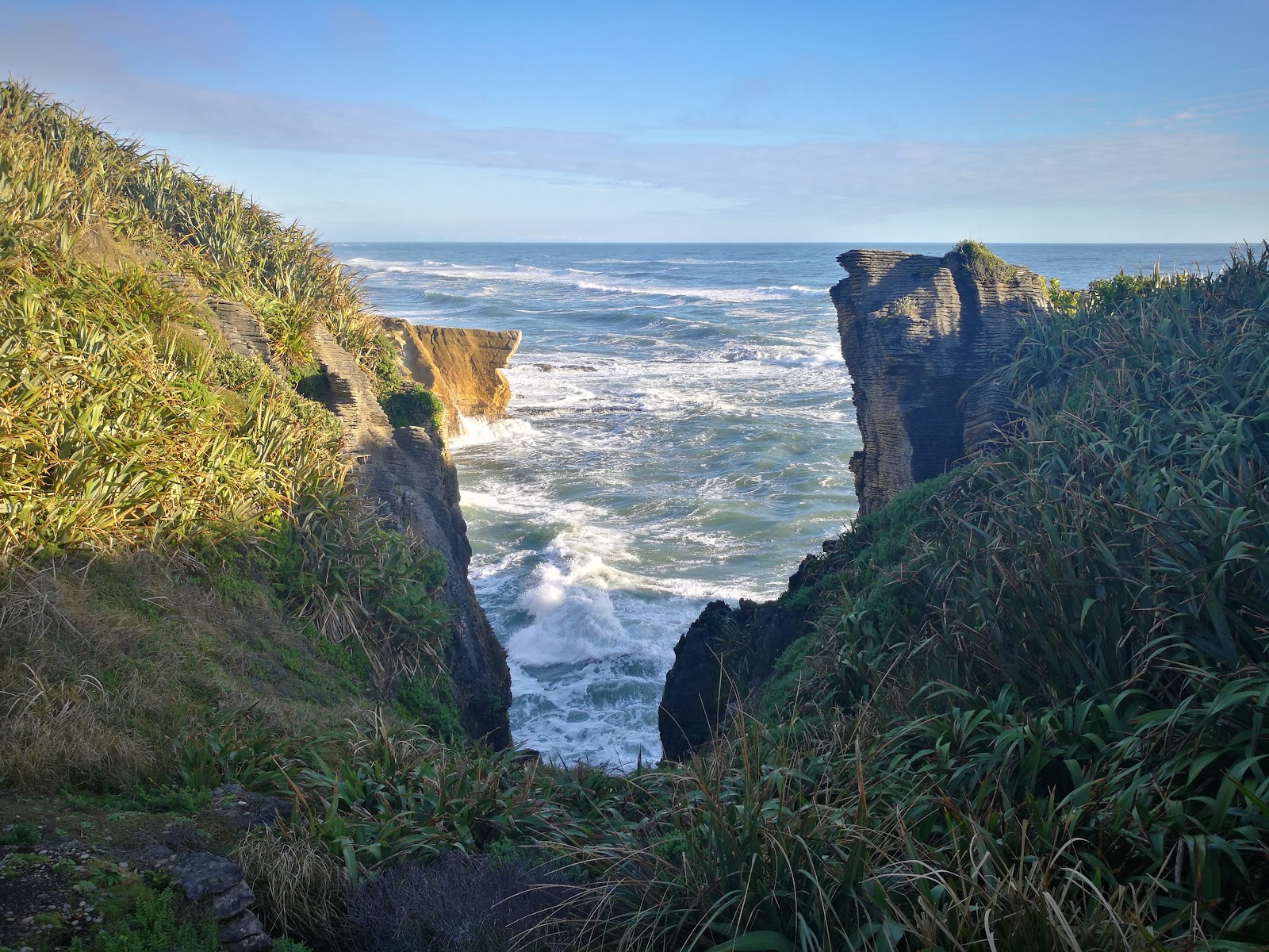 Punakaiki — Oficiais