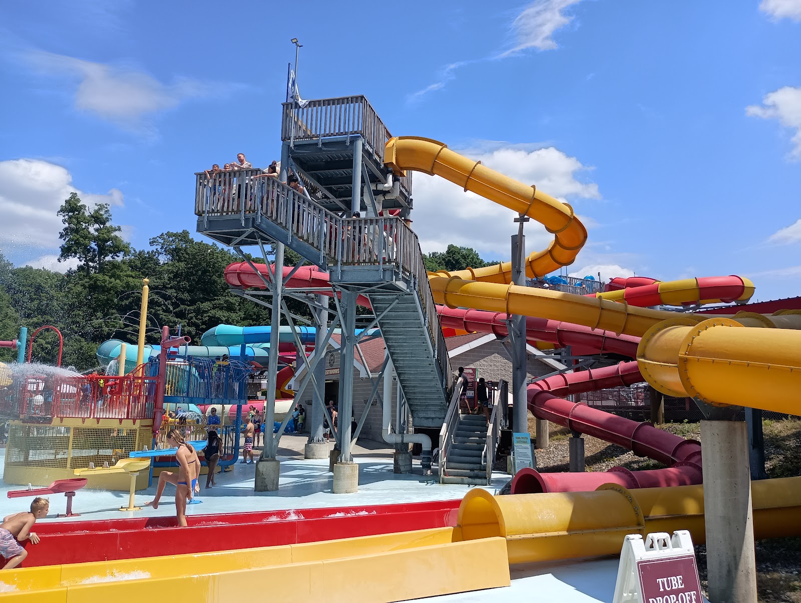 Quassy Amusement Park — Oficiais