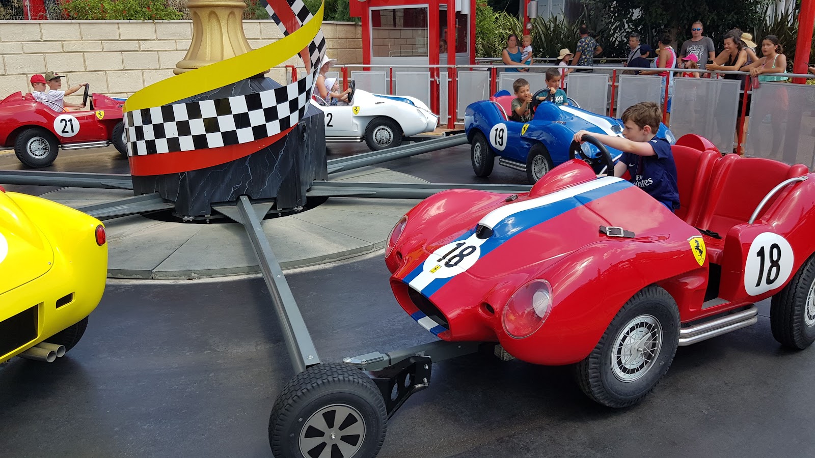 Racing Legends — Oficiais
