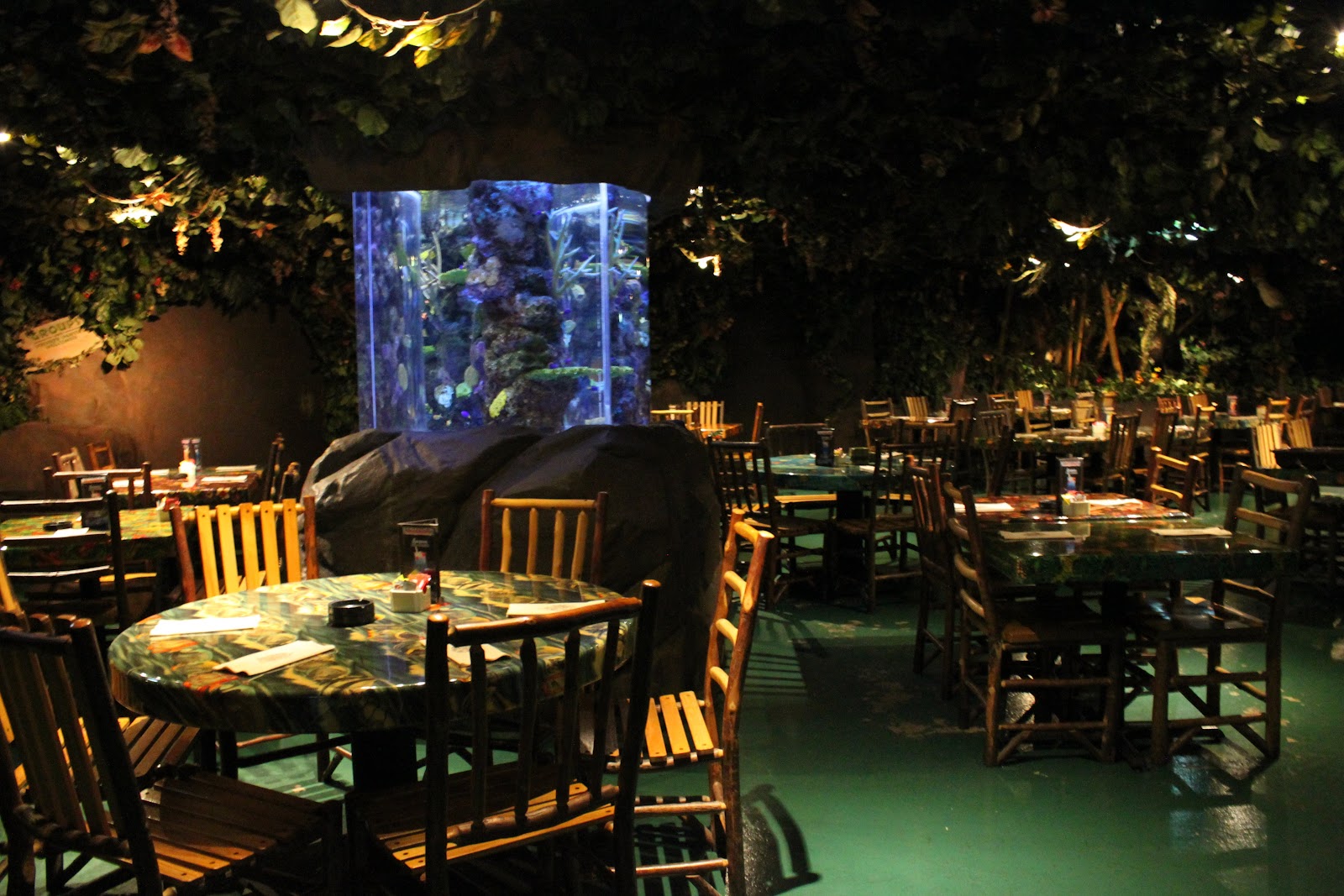 Rainforest Cafe