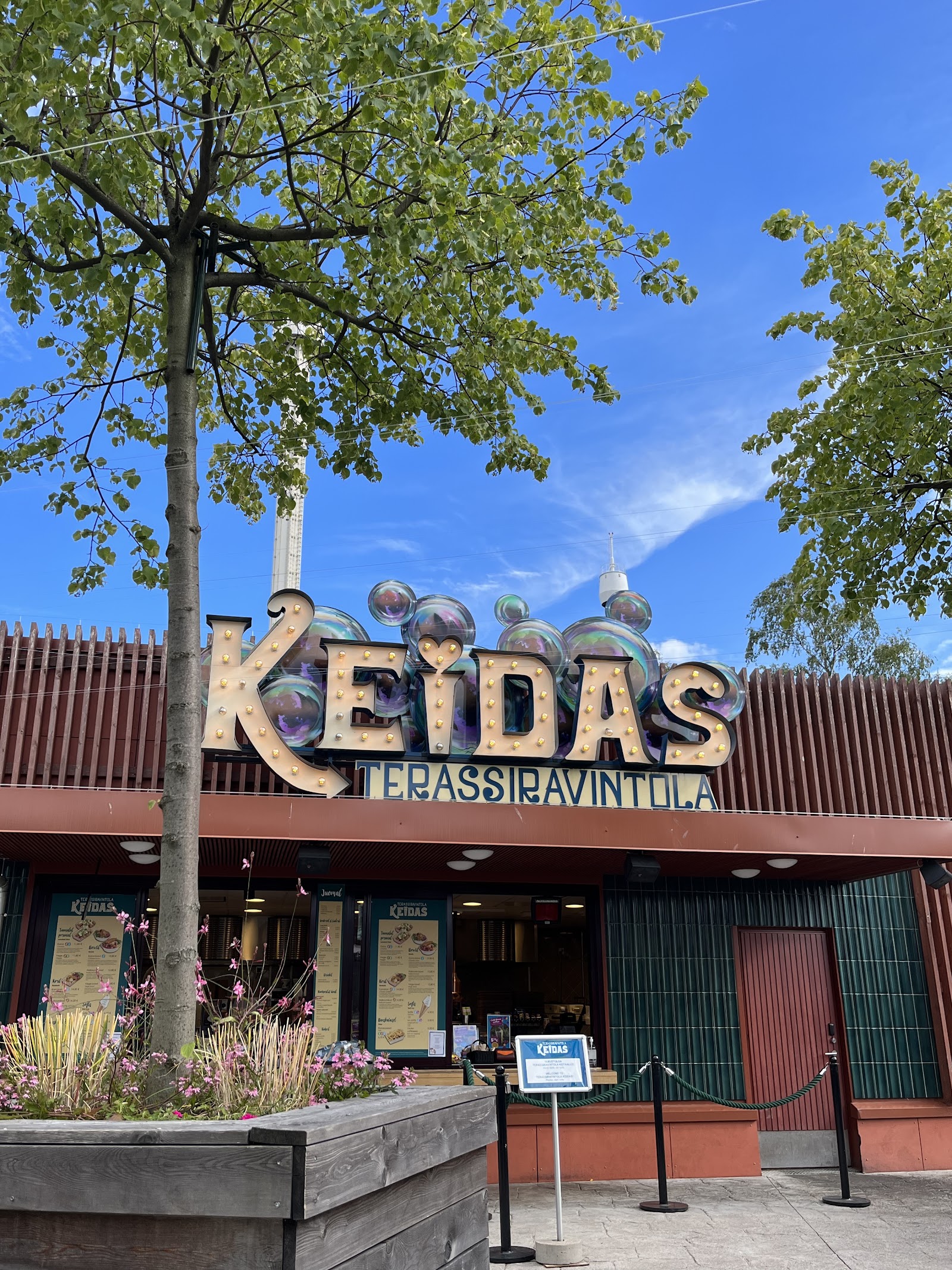 Ravintola Keidas — Oficiais