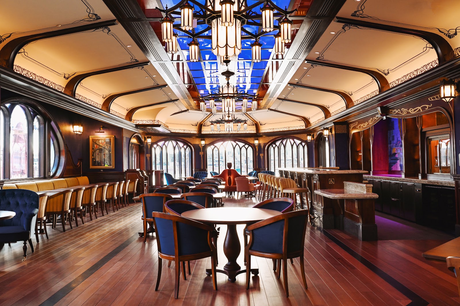 Regal View Restaurant & Lounge