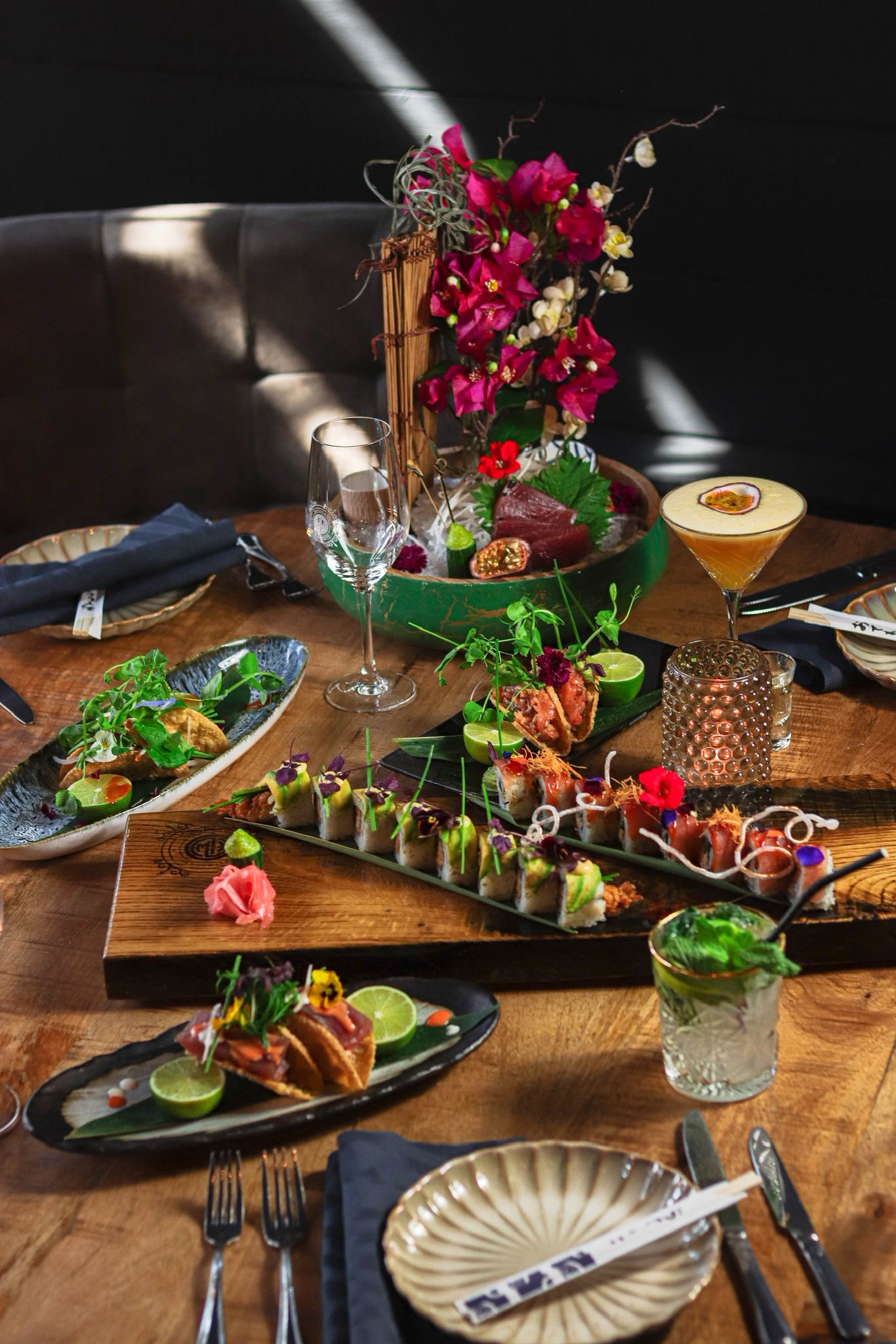 Restaurant Hollywood — Oficiais