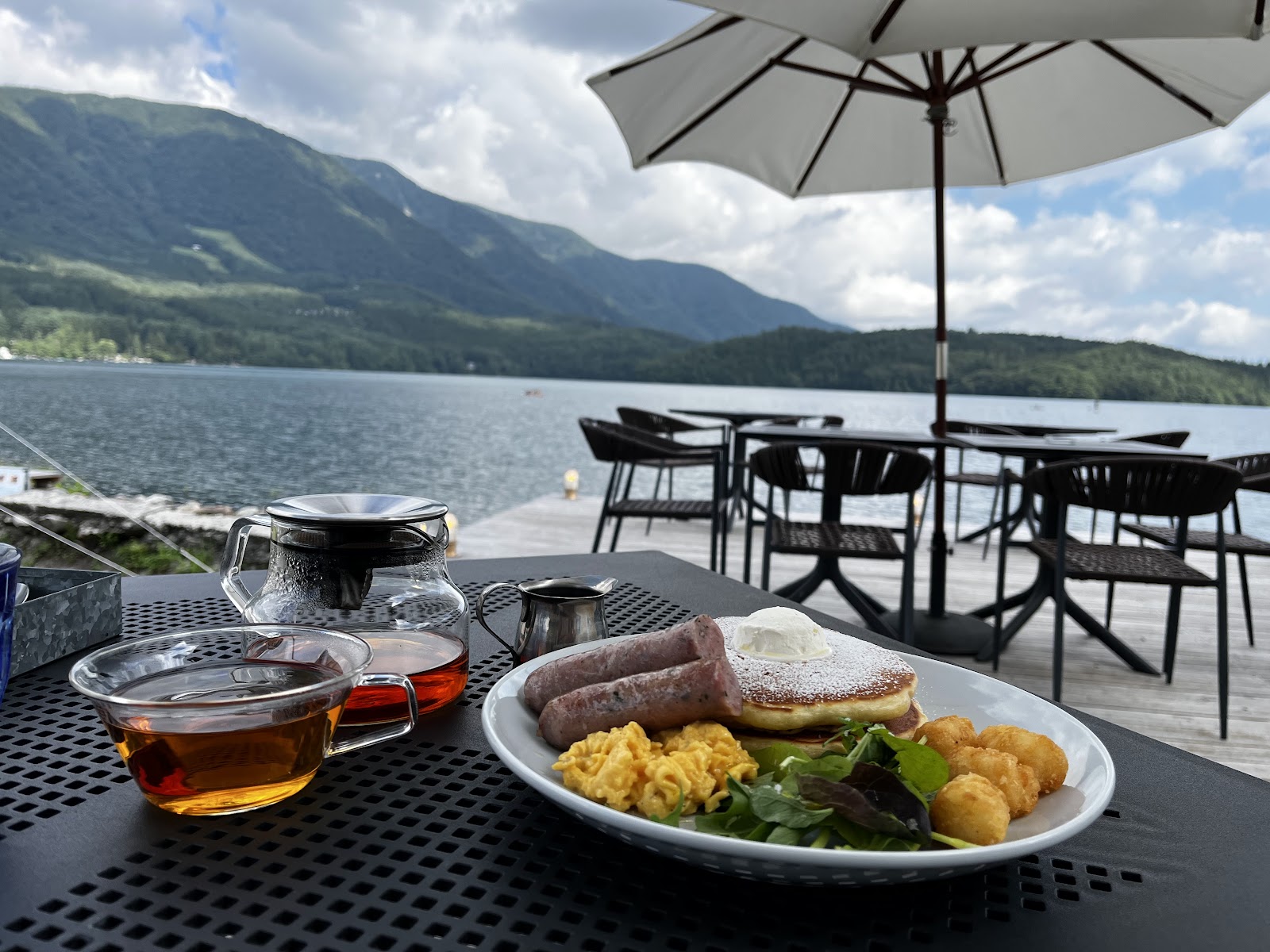 Restaurant Lake View — Oficiais