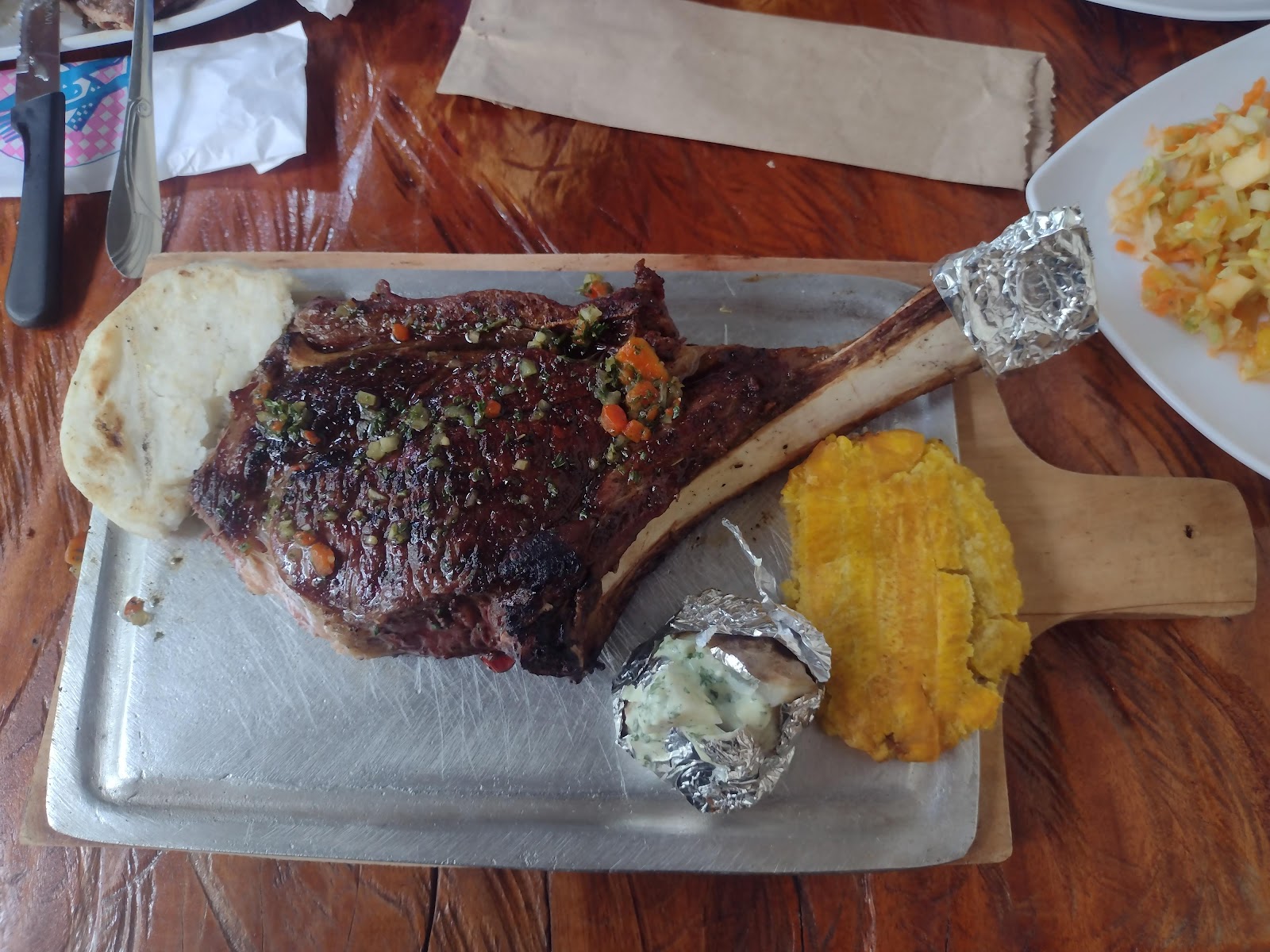 Restaurante El Arriero — Oficiais