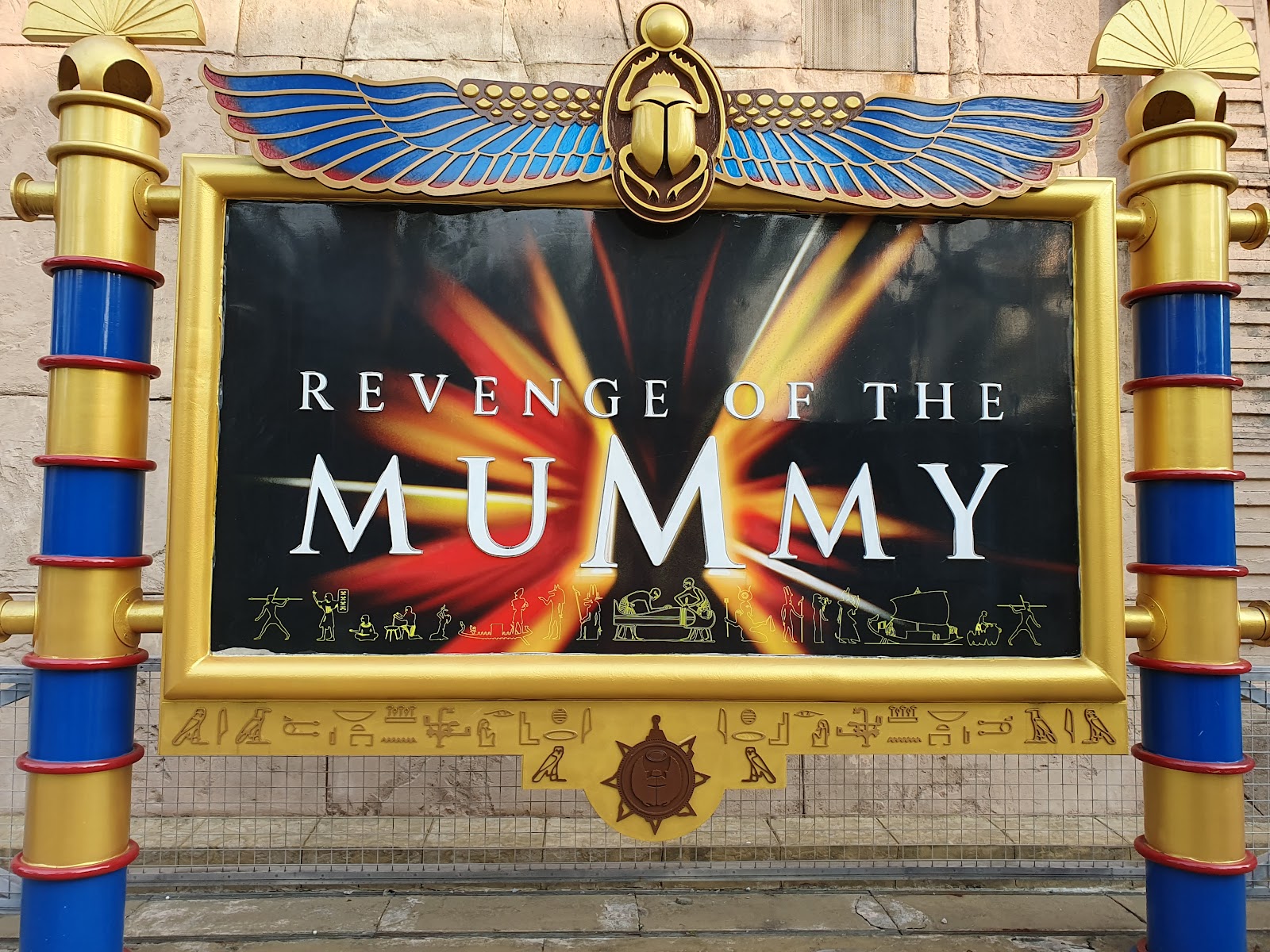 Revenge of the Mummy — Oficiais