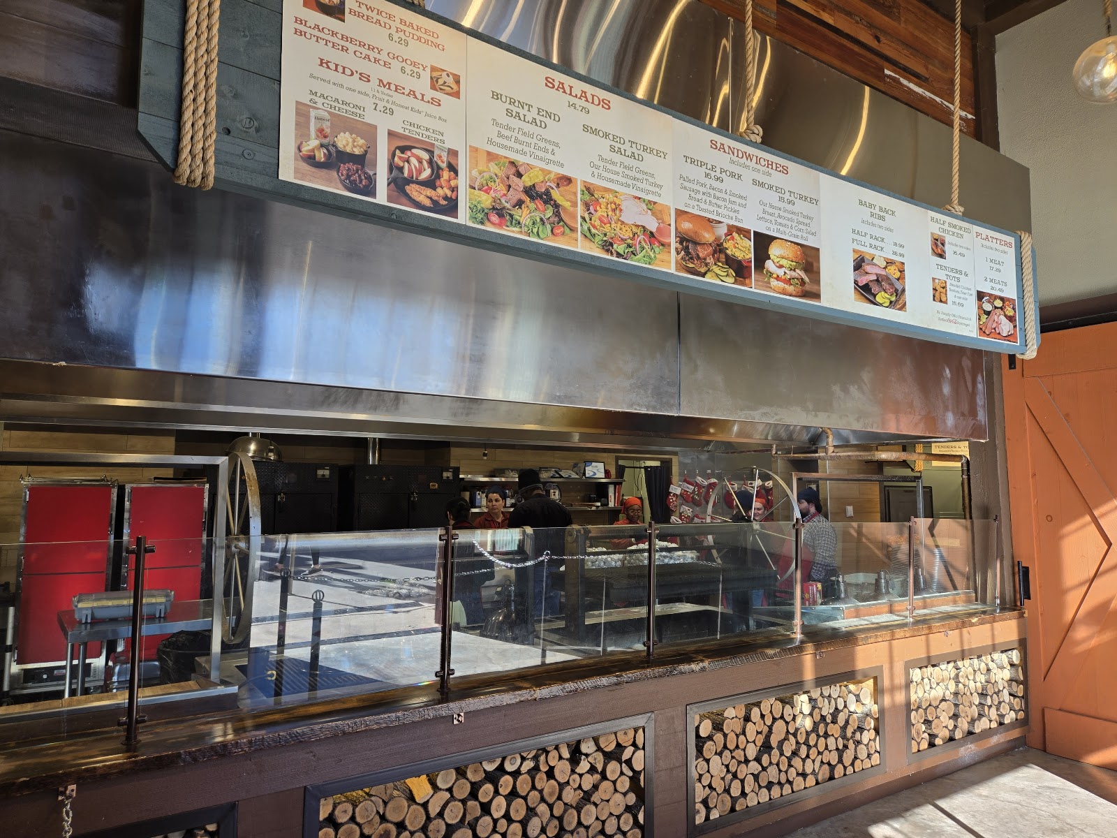 Rivertown Smokehouse — Oficiais