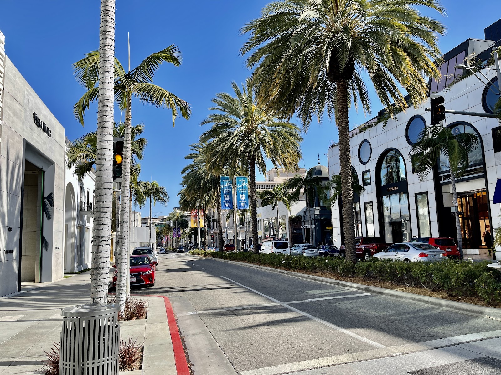 Rodeo Drive — Oficiais