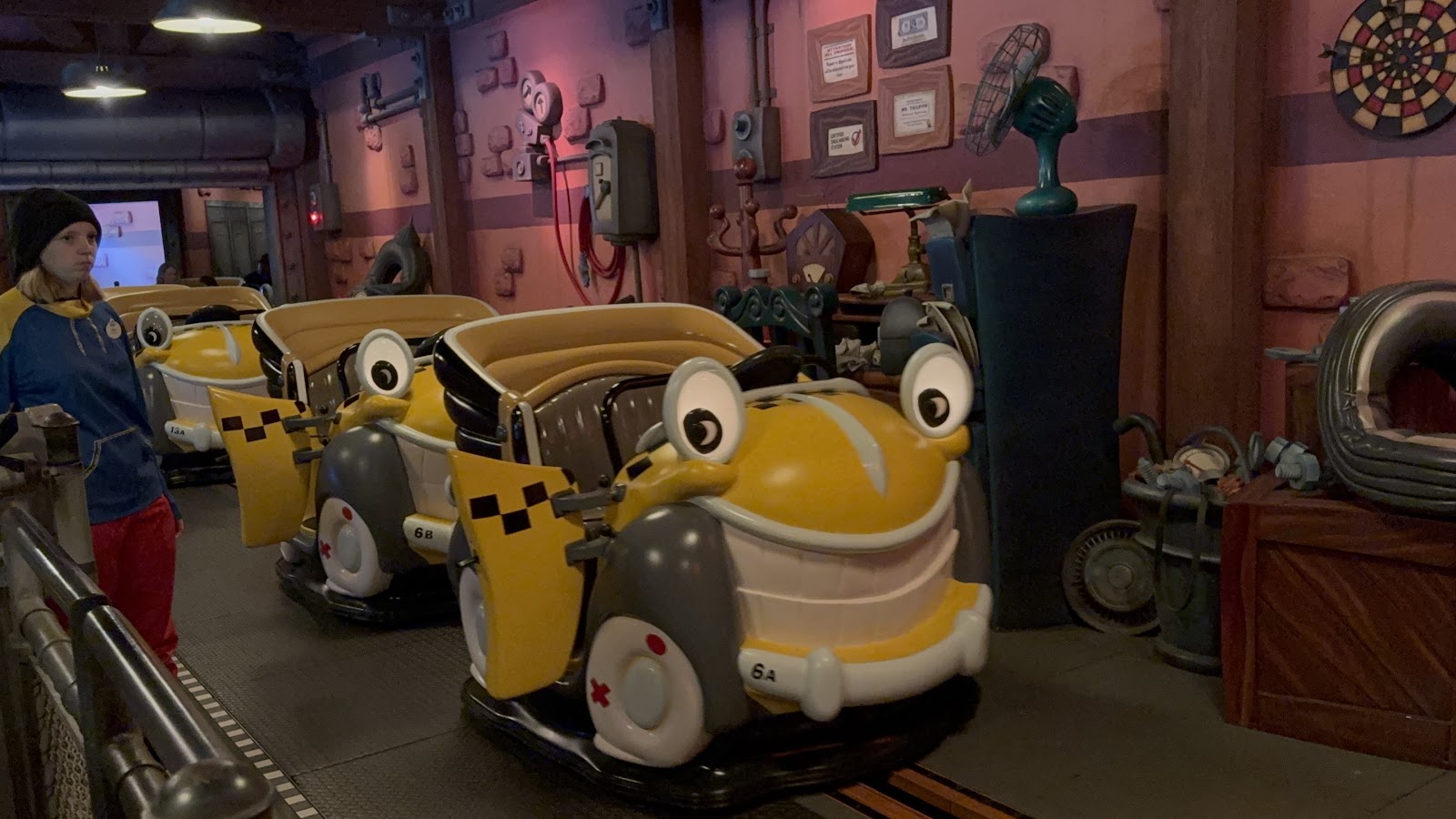 Roger Rabbit's Car Toon Spin — Oficiais