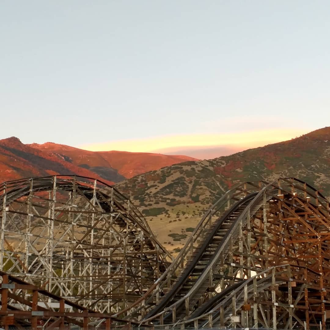 Roller Coaster — Oficiais